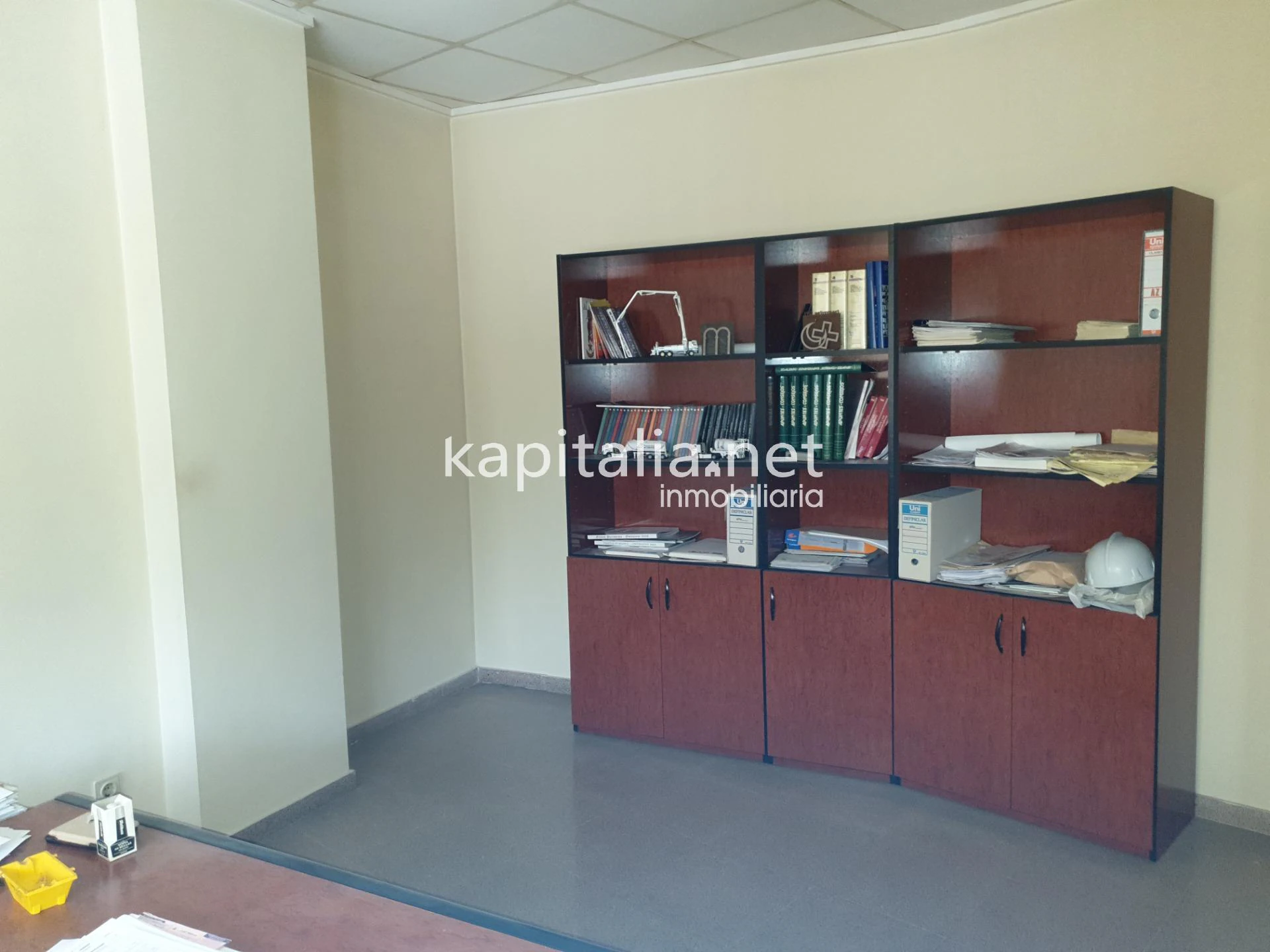 08720 - BAJO A LA VENTA EN ONTINYENT