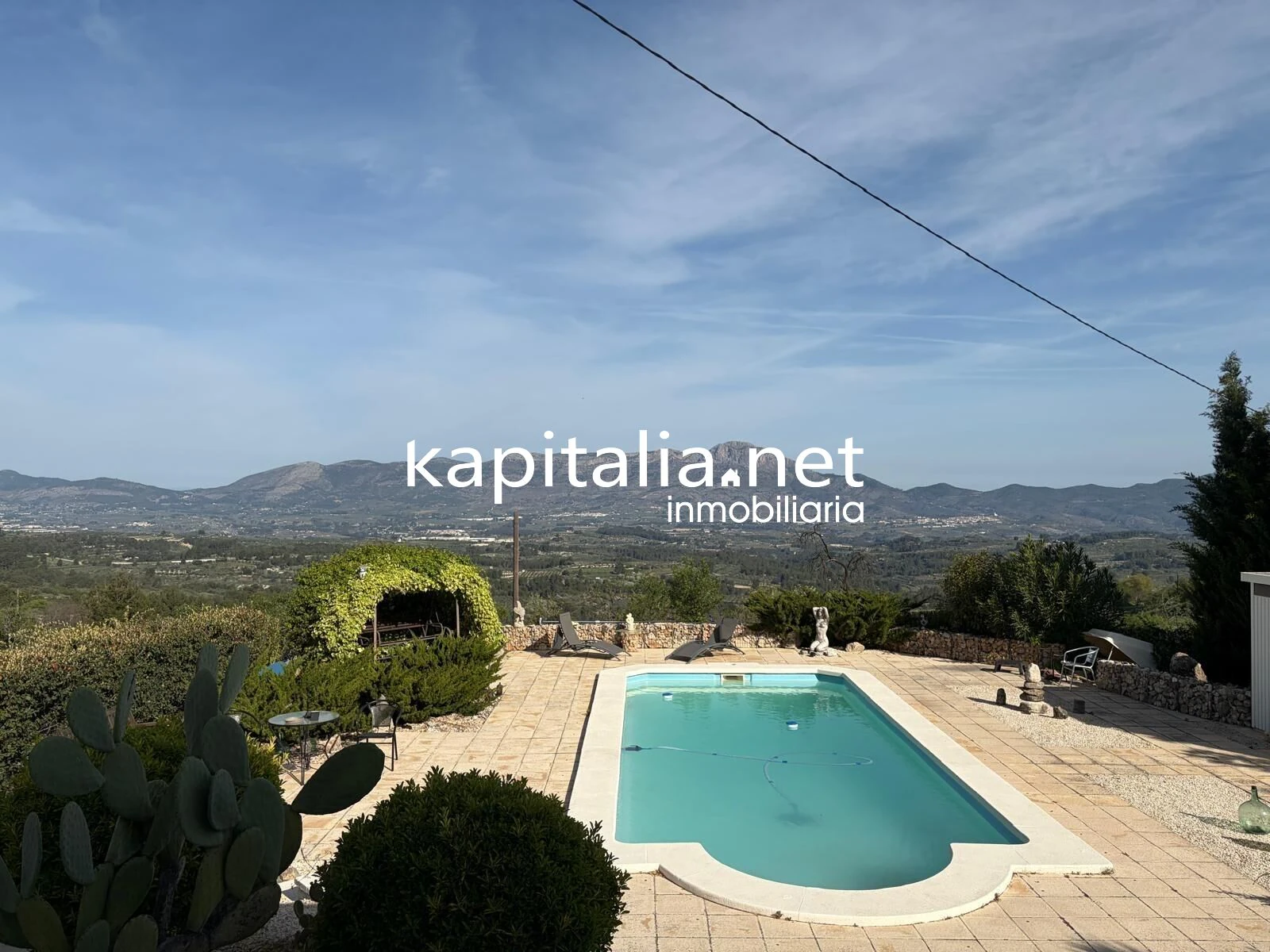 Chalet a la venta en Almudaina
