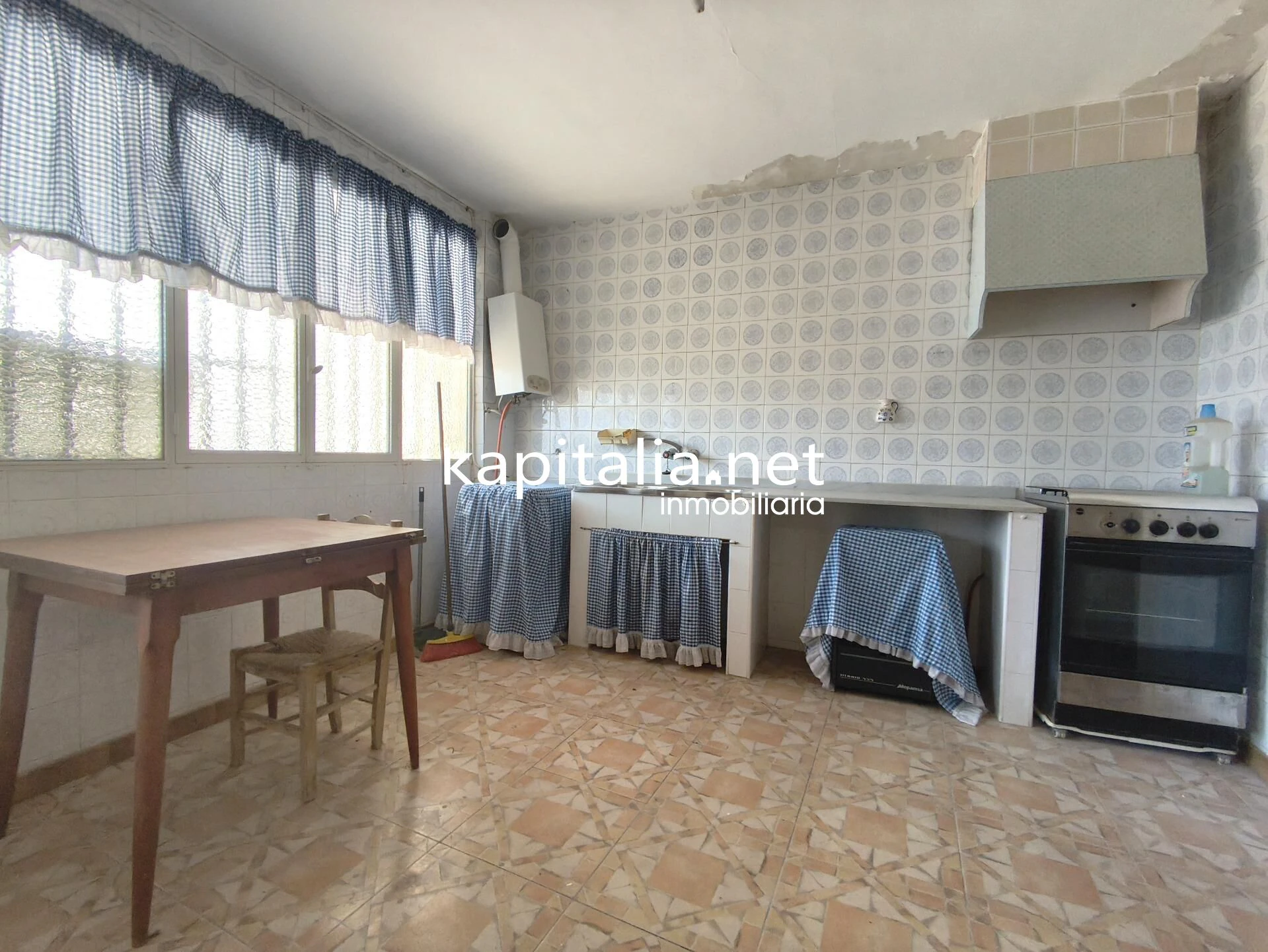 09926 - CASA PARA REFORMAR A LA VENTA EN LA POBLACIÓN DE SEMPERE.