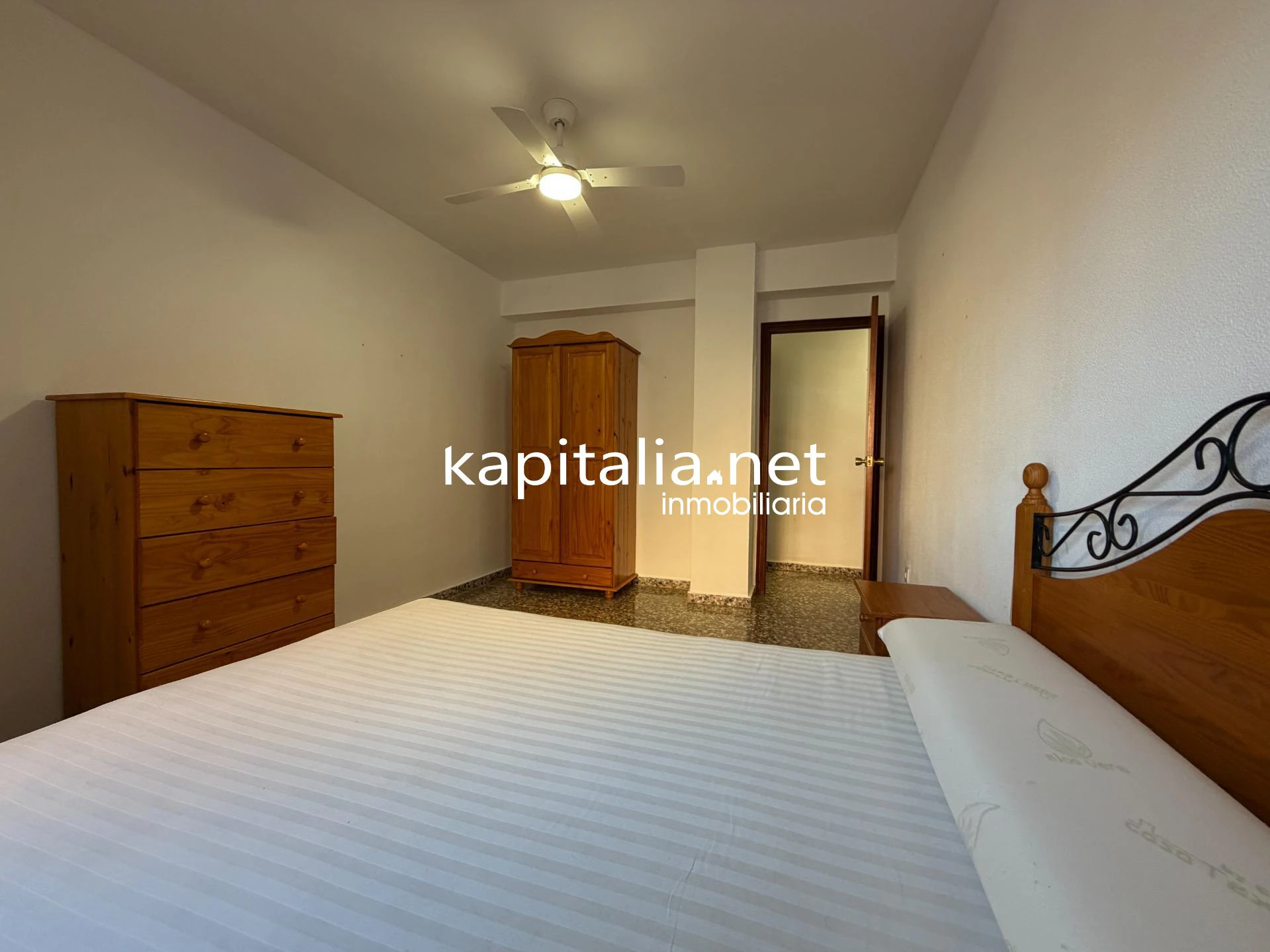 PRIMER PISO CON TERRAZA EN EXCLUSIVA EN KAPITALIA