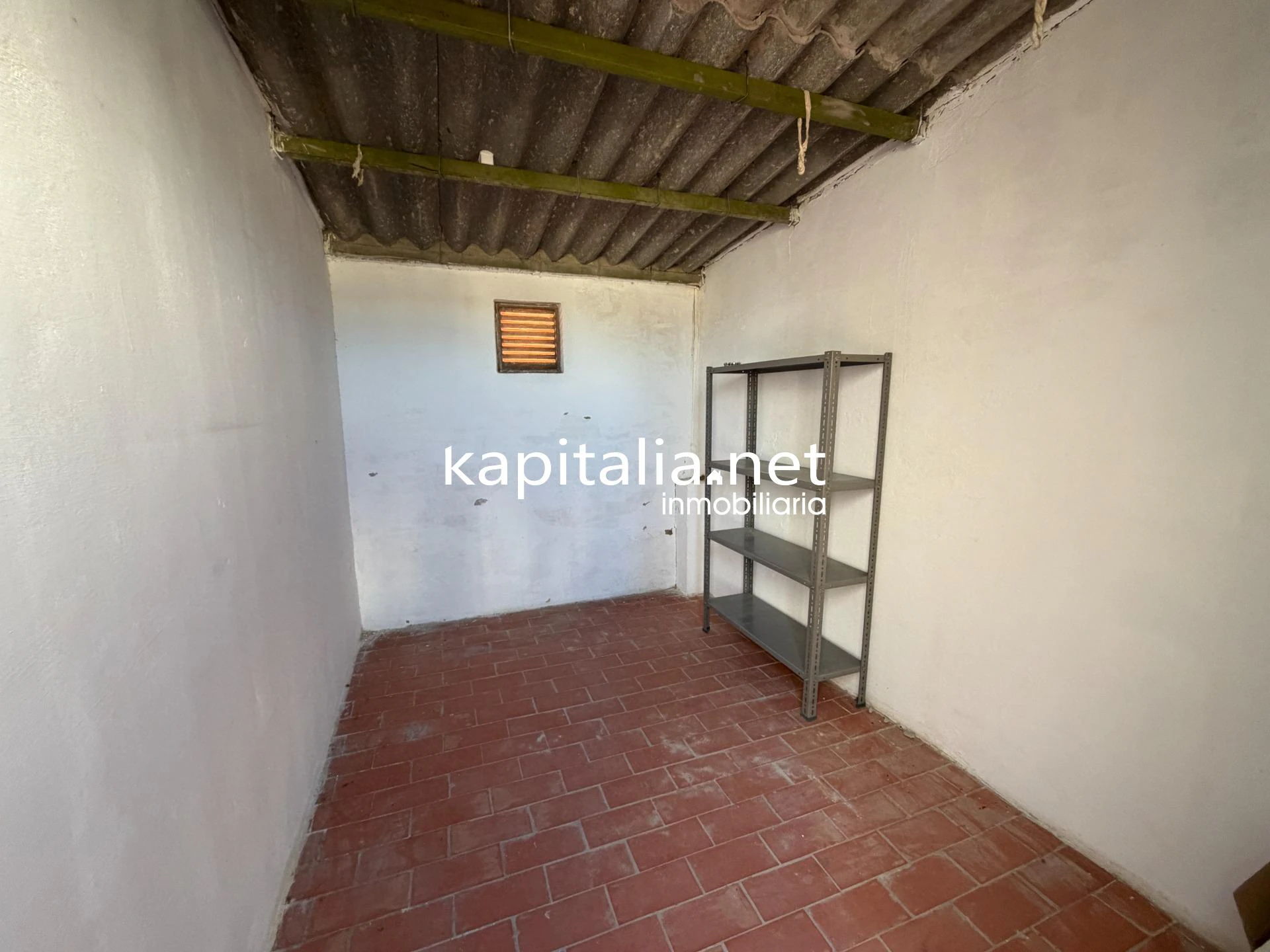 PRIMER PISO CON TERRAZA EN EXCLUSIVA EN KAPITALIA