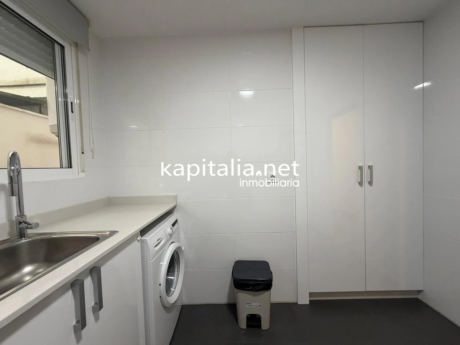PRIMER PISO CON TERRAZA EN EXCLUSIVA EN KAPITALIA