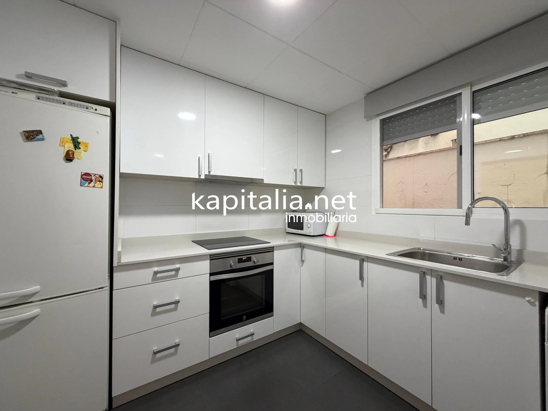 PRIMER PISO CON TERRAZA EN EXCLUSIVA EN KAPITALIA