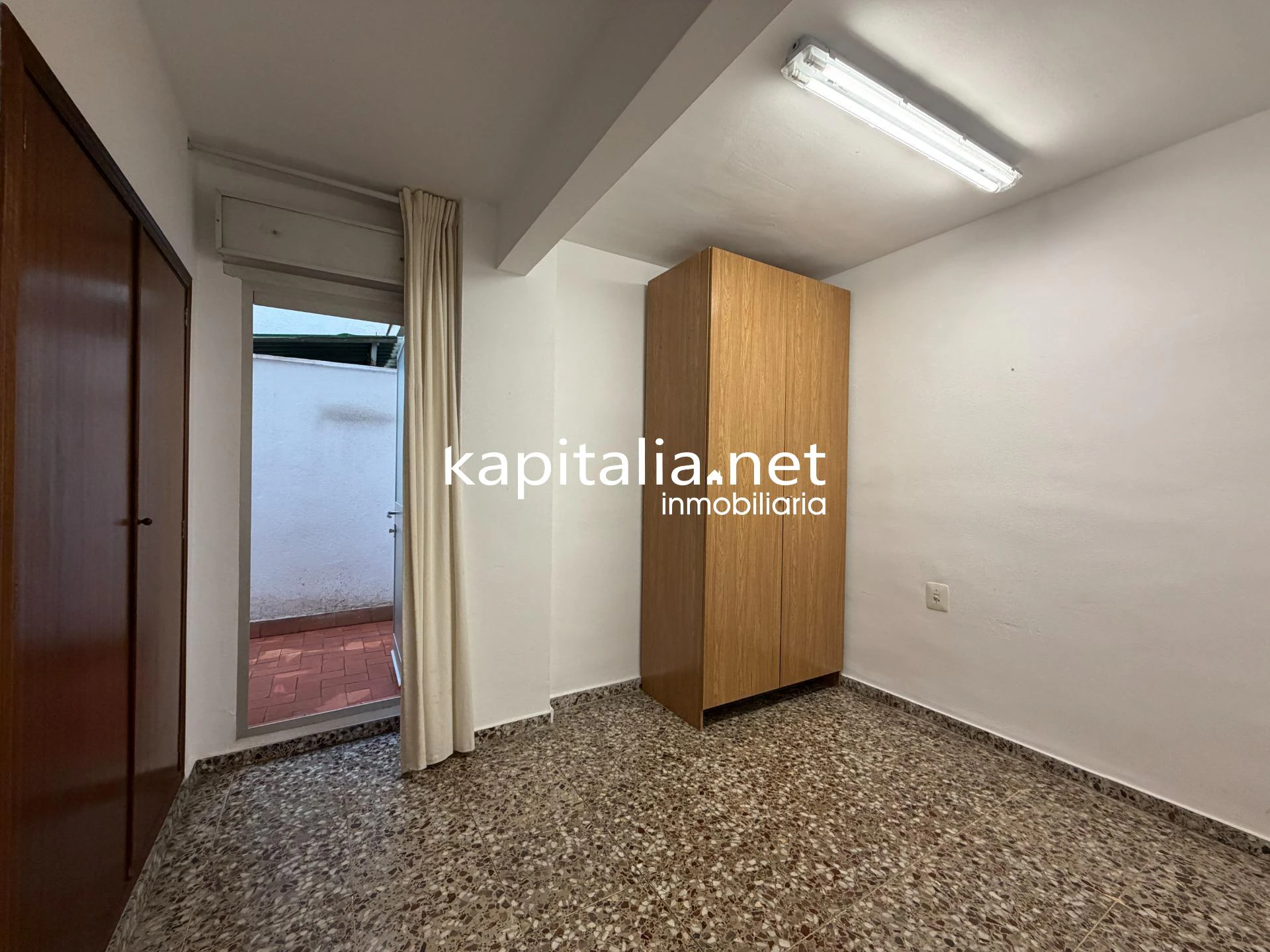 PRIMER PISO CON TERRAZA EN EXCLUSIVA EN KAPITALIA