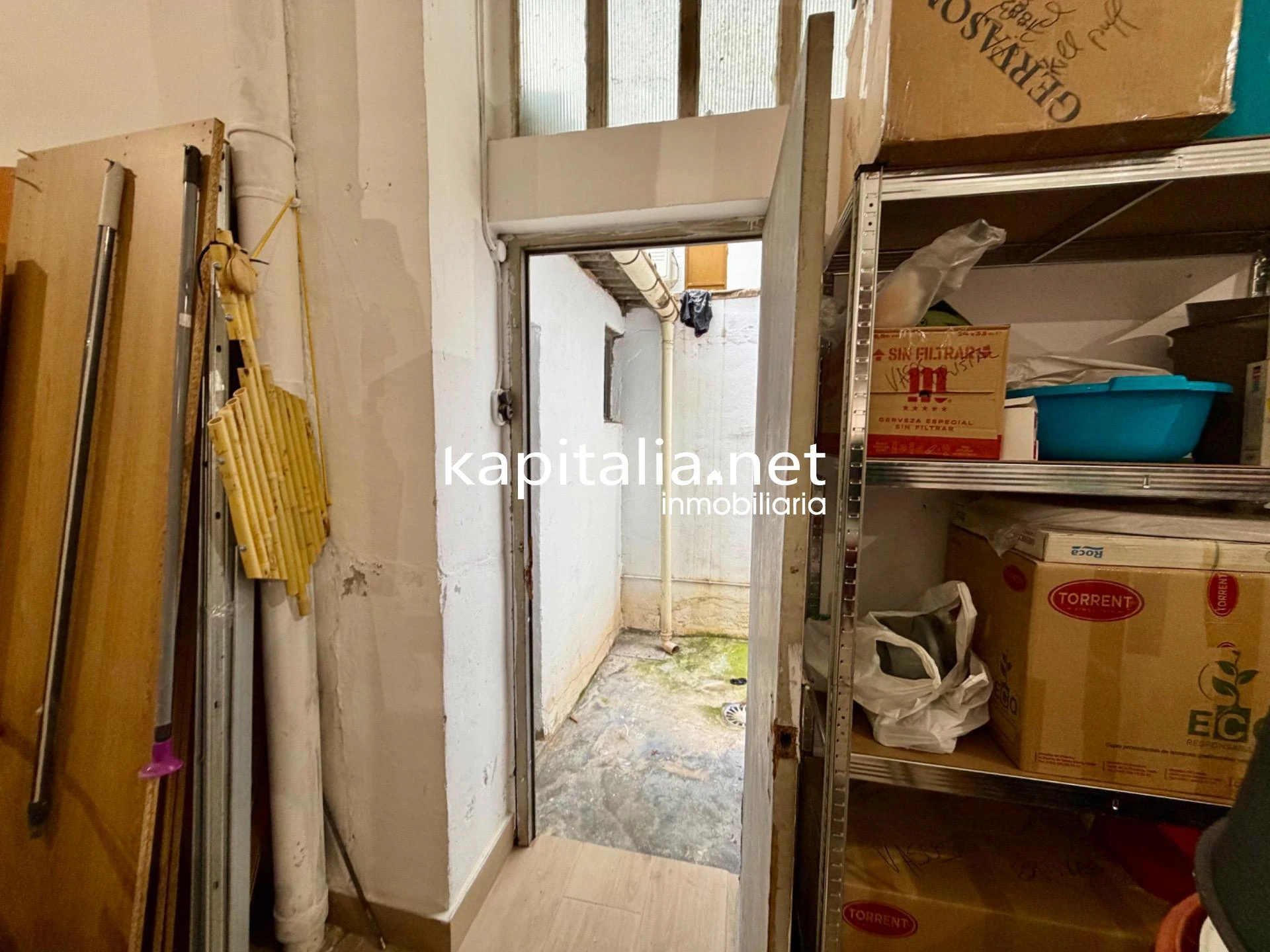 Oportunidad Única! Local con posibilidad de cambio de uso a vivienda junto a La Rosaleda
