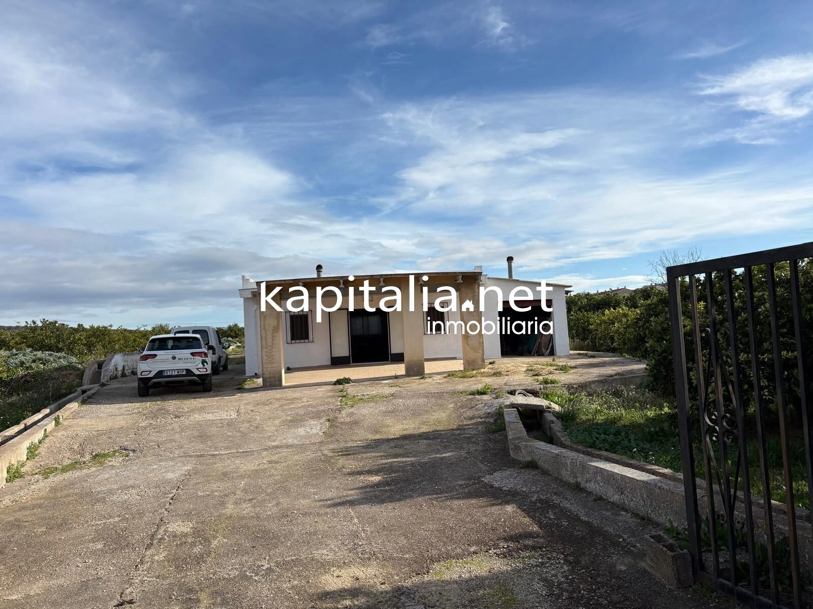 10276 - CASA DE CAMPO CON PARCELA DE 12.000MTRS A LA VENTA EN LLOCNOU D'ENFENOLLET