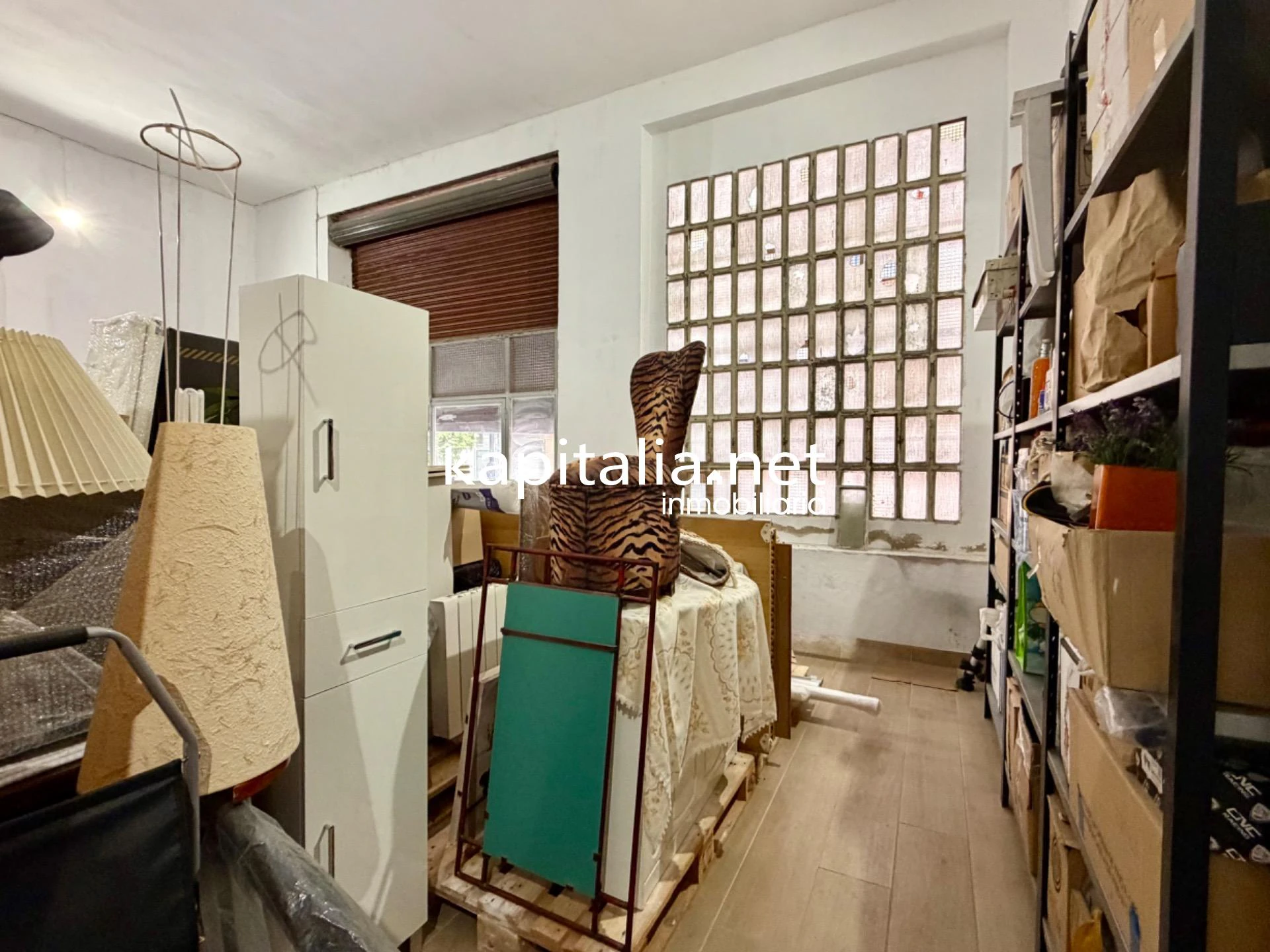 Oportunidad Única! Local con posibilidad de cambio de uso a vivienda junto a La Rosaleda