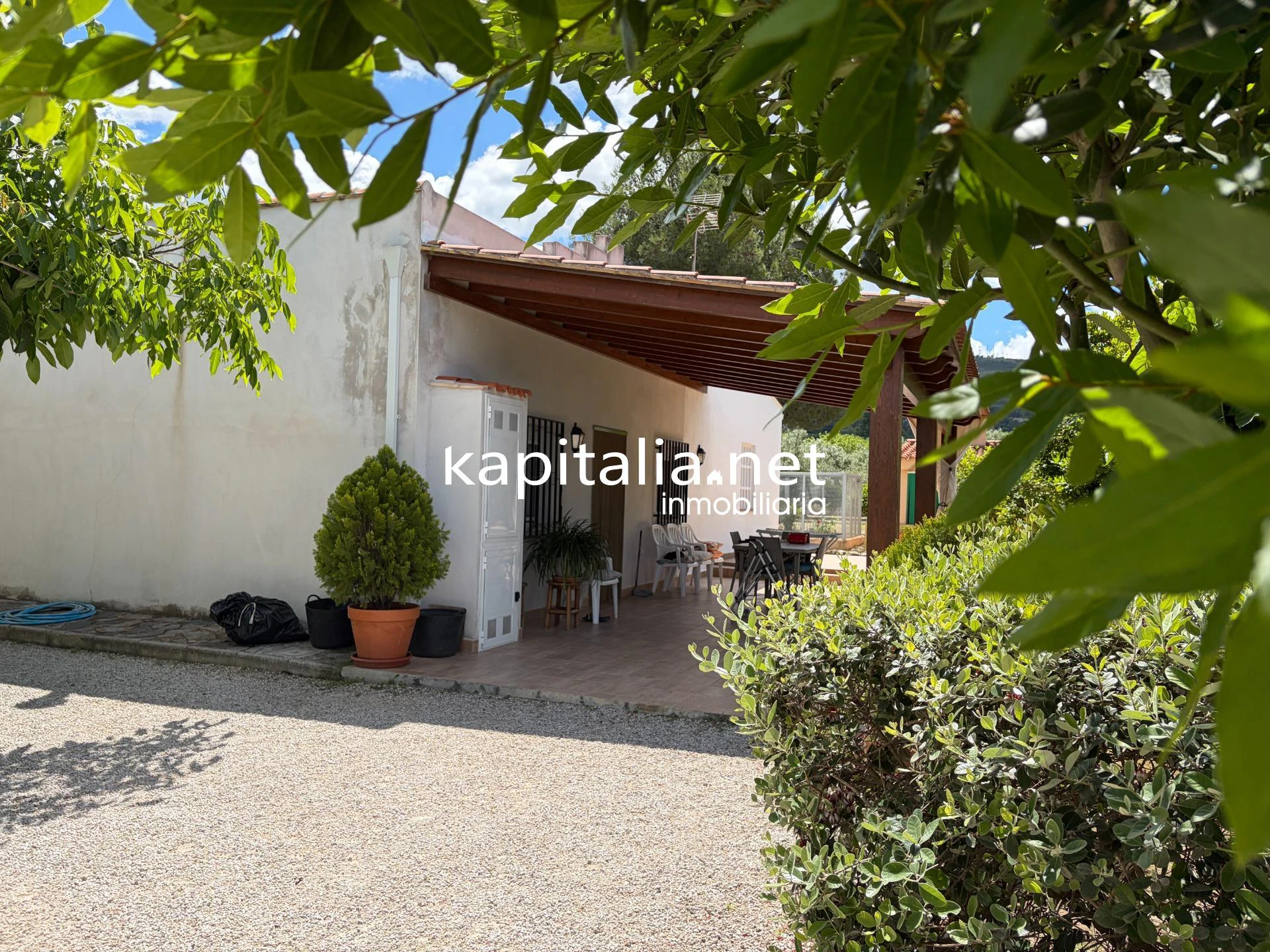 CHALET VENTA EN EXCLUSIVA EN KAPITALIA Y MUY CERCA DE LA CIUDAD.