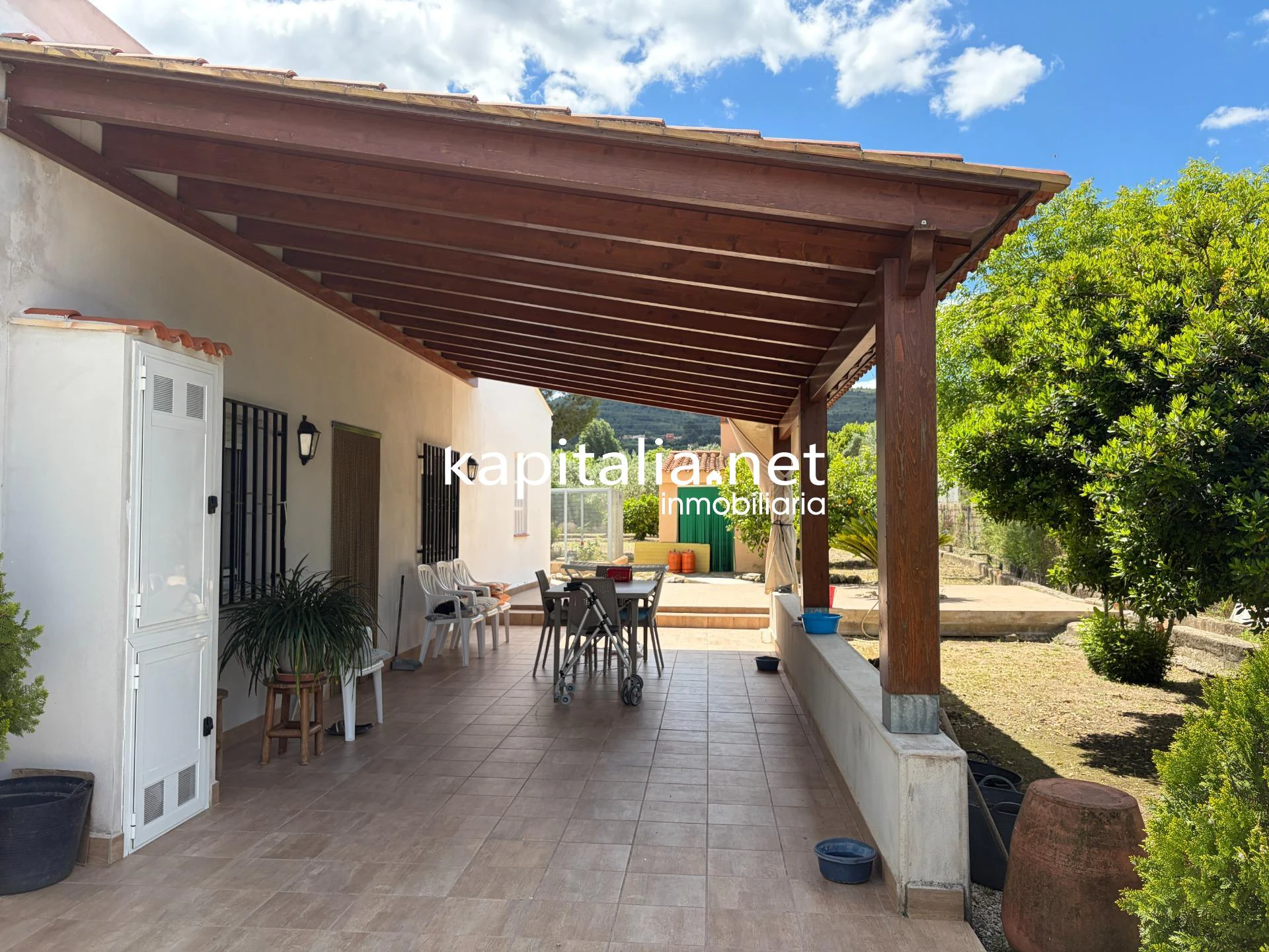 CHALET VENTA EN EXCLUSIVA EN KAPITALIA Y MUY CERCA DE LA CIUDAD.