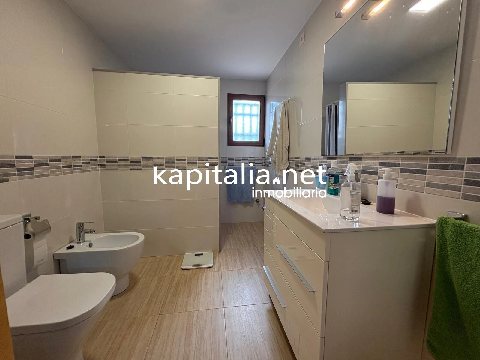 BONITO CHALET CON PISCINA, AGUA Y LUZ TOTALMENTE EQUIPADO A LA VENTA EN XATIVA
