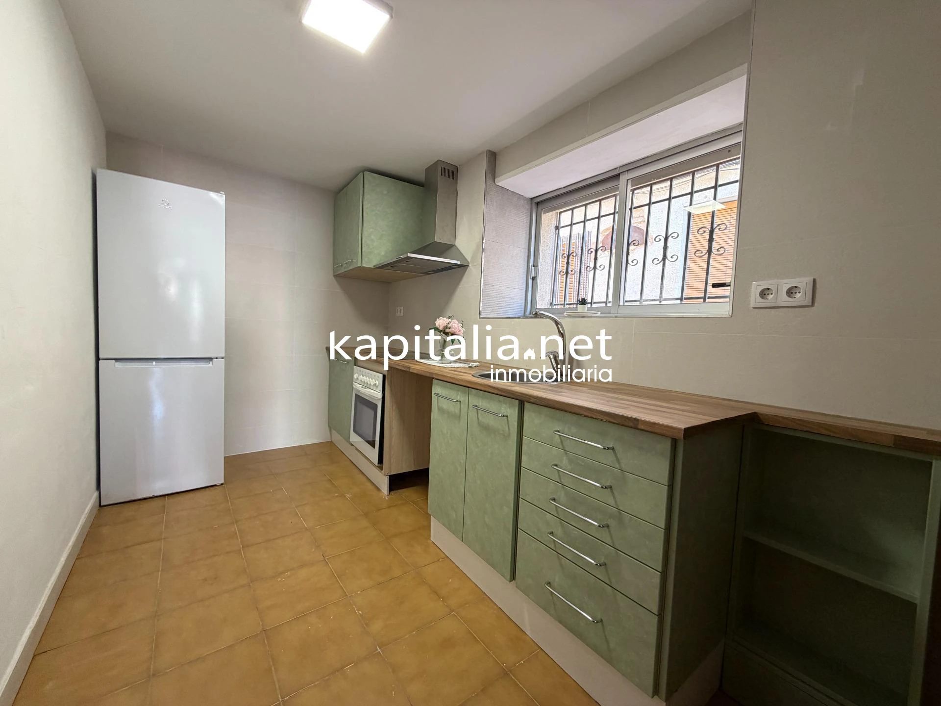 10395 - Casa reformada en Almudaina.