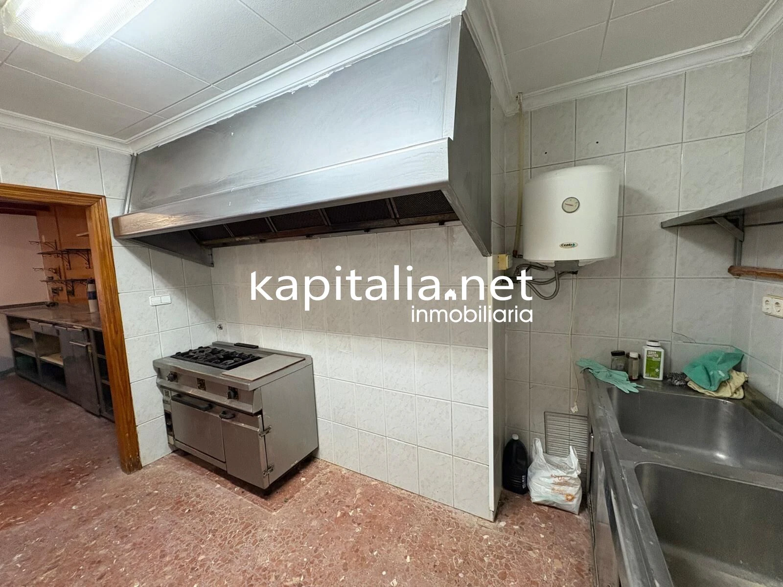 10170 - LOCAL COMERCIA O PLANTA BAJA RESIDENCIAL A LA VENTA EN XATIVA