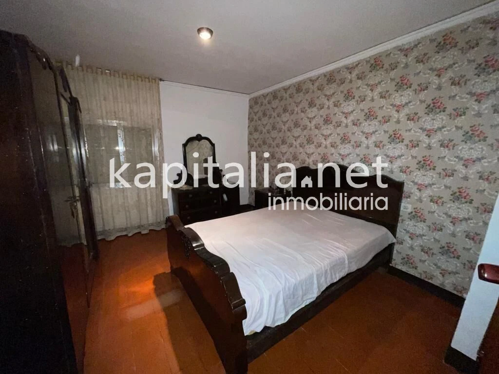 08731 - Casa a la venta en Salem