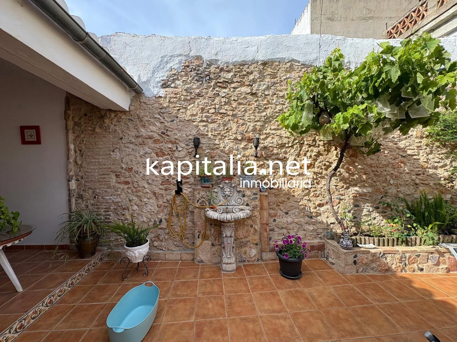 ESPECTACULAR CASA ADOSADA TOTALMENTE REFORMADA Y EQUIPADA LISTA PARA ENTRAR A VIVIR A LA VENTA EN MANUEL