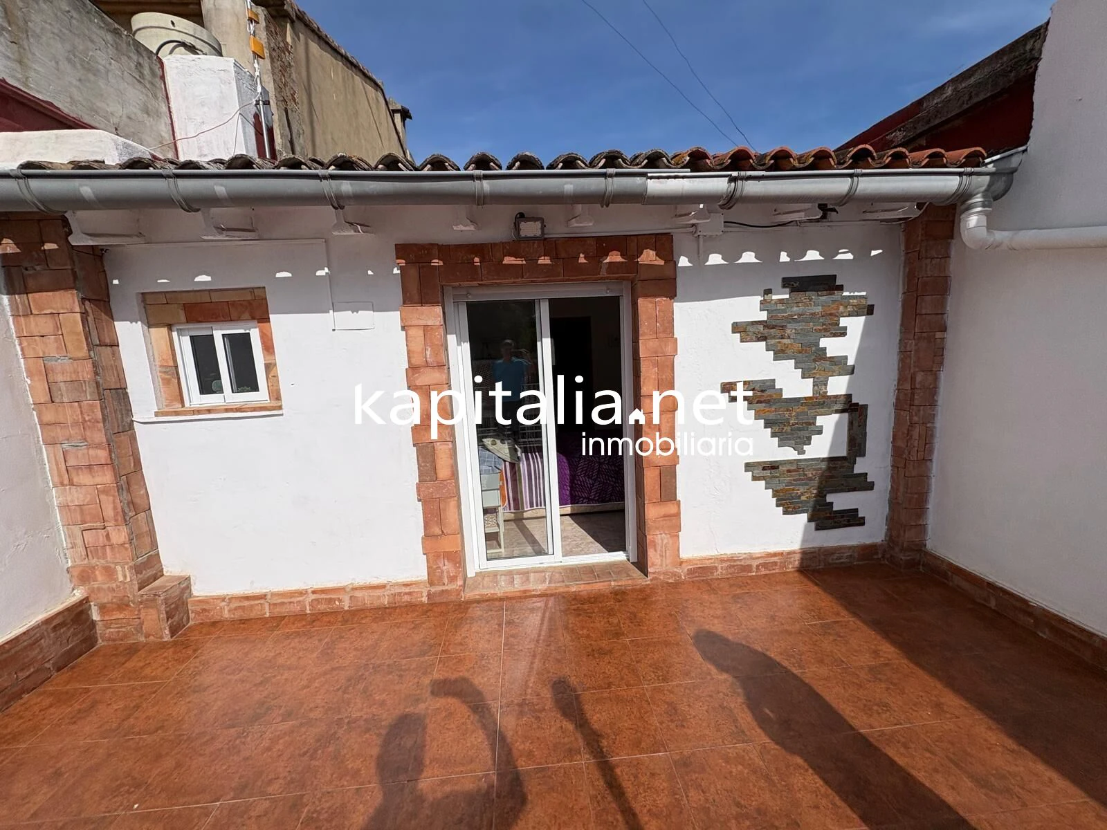ESPECTACULAR CASA ADOSADA TOTALMENTE REFORMADA Y EQUIPADA LISTA PARA ENTRAR A VIVIR A LA VENTA EN MANUEL