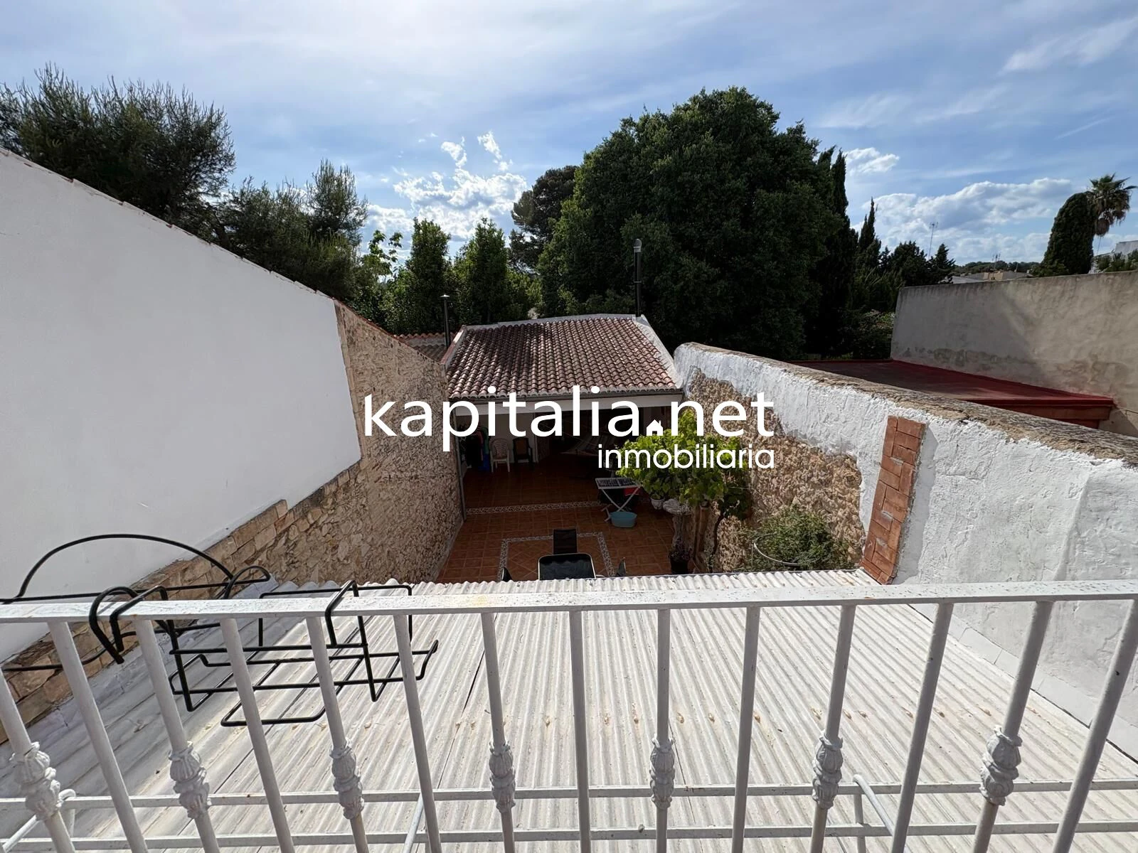 ESPECTACULAR CASA ADOSADA TOTALMENTE REFORMADA Y EQUIPADA LISTA PARA ENTRAR A VIVIR A LA VENTA EN MANUEL