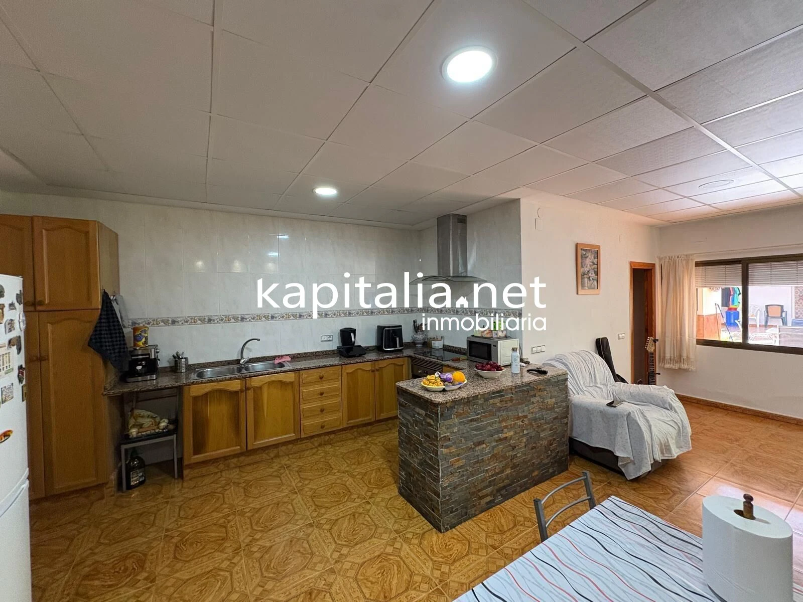 ESPECTACULAR CASA ADOSADA TOTALMENTE REFORMADA Y EQUIPADA LISTA PARA ENTRAR A VIVIR A LA VENTA EN MANUEL