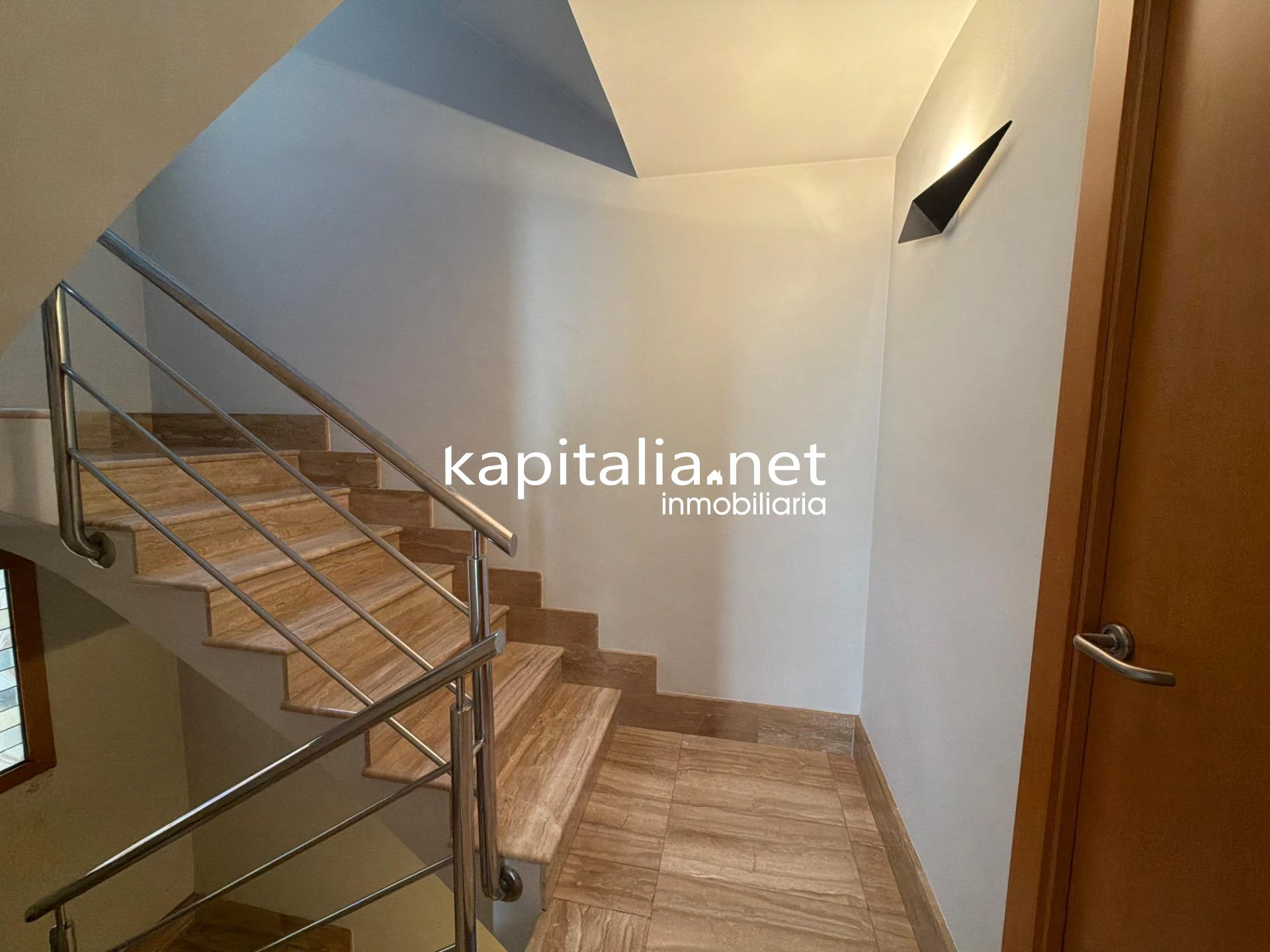 CASA REFORMADA JUNTO A PALAU COMTAL DE COCENTAINA