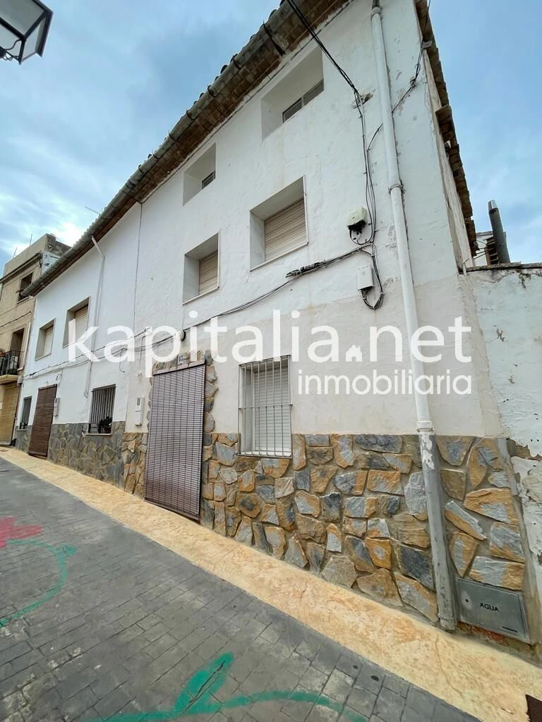 08731 - Casa a la venta en Salem