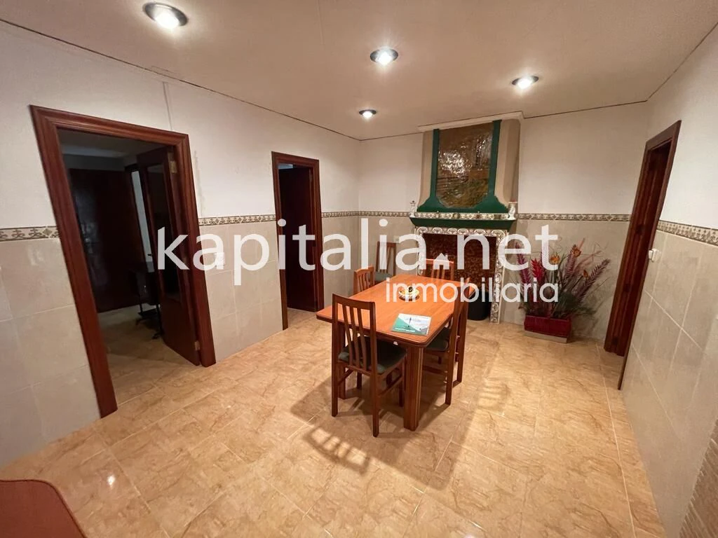 08731 - Casa a la venta en Salem