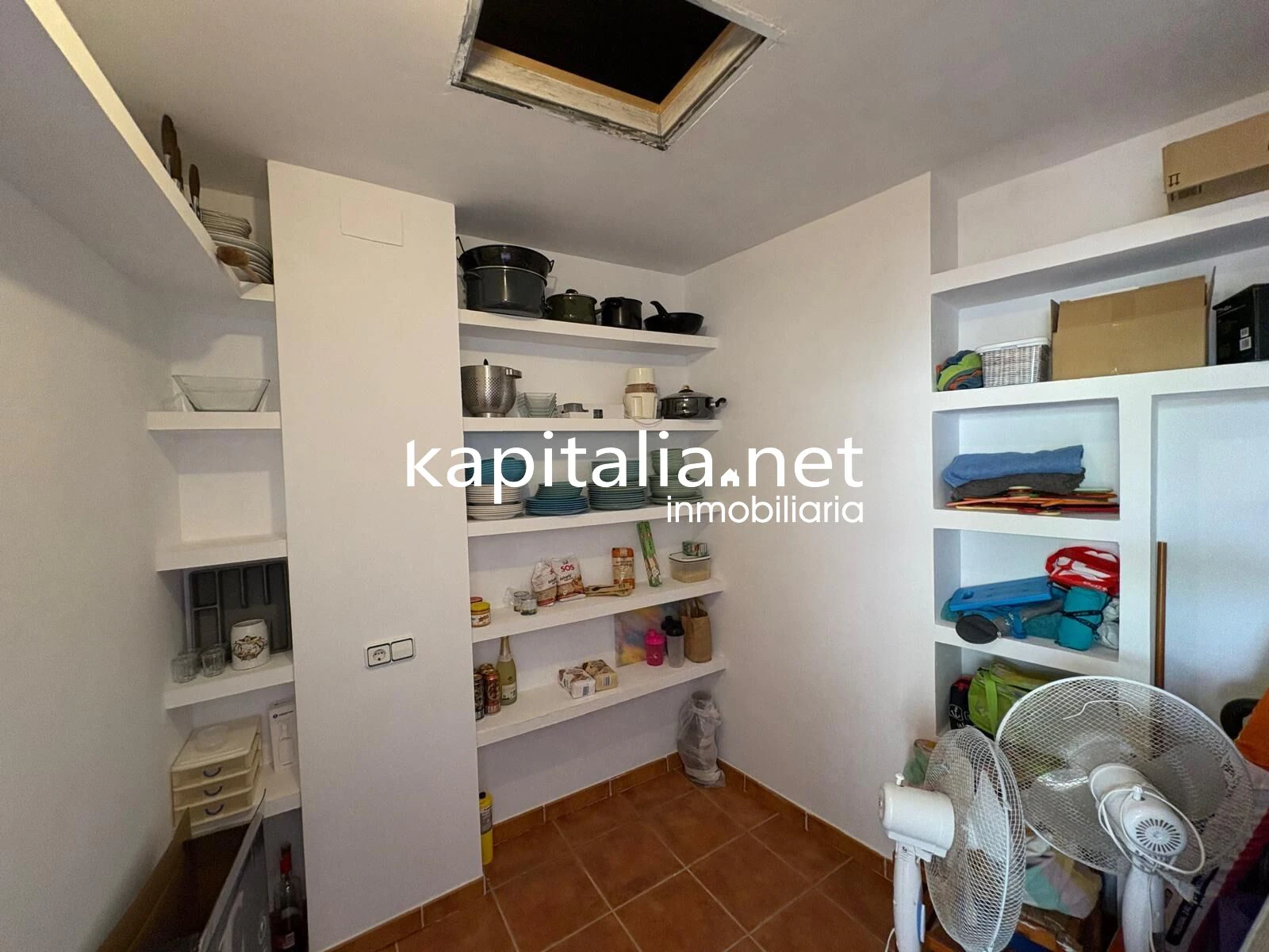 ESPECTACULAR CASA ADOSADA TOTALMENTE REFORMADA Y EQUIPADA LISTA PARA ENTRAR A VIVIR A LA VENTA EN MANUEL