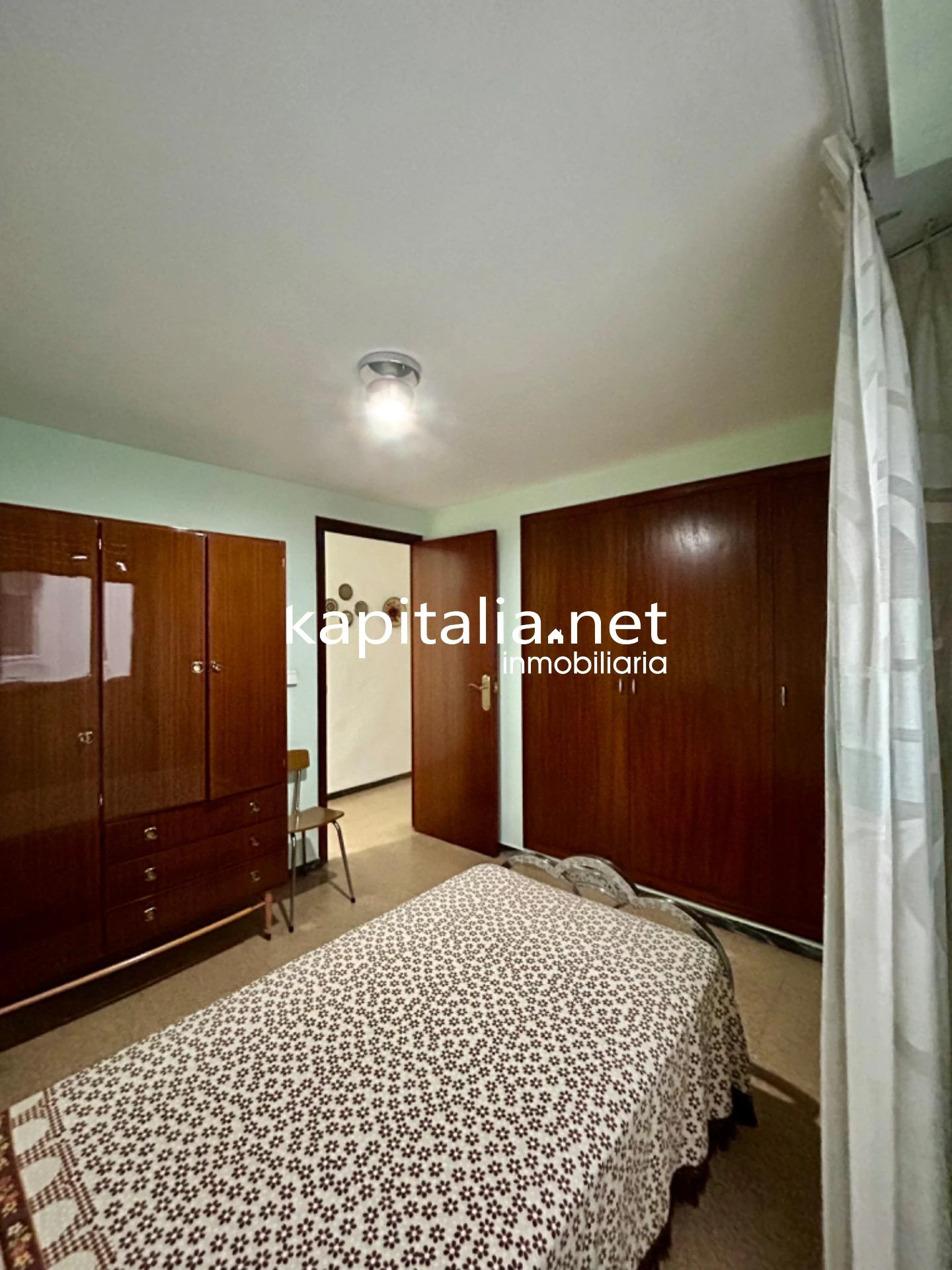 10462 - Espectacular 5º piso de 117m² – Todo Exterior, Luminoso y con 4 Hab. Dobles