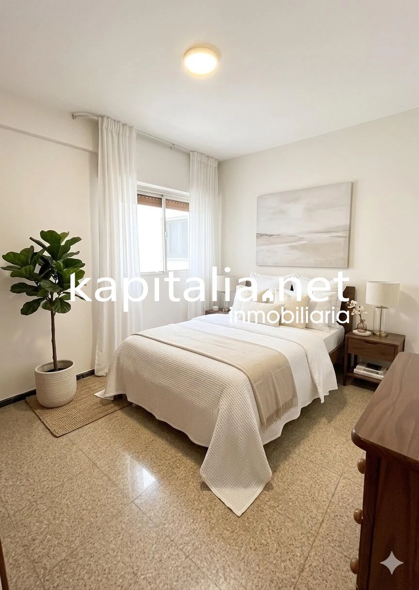 10462 - Espectacular 5º piso de 117m² – Todo Exterior, Luminoso y con 4 Hab. Dobles