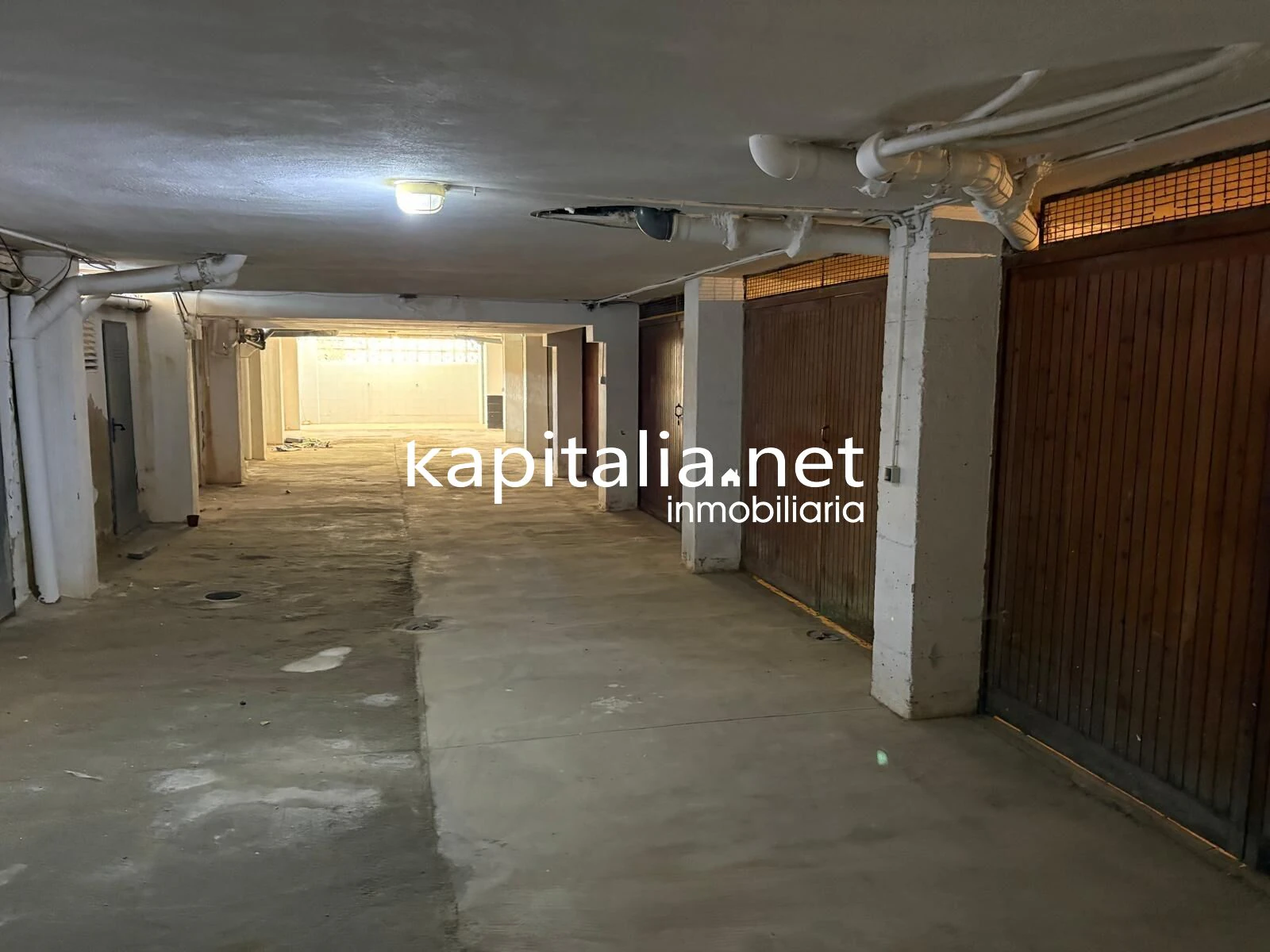 MAGNIFICO APARTAMENTO A LA VENTA EN PRIMERA LINEA DE LA PLAYA DE GANDIA TOTALMENTE EQUIPADO Y CON GARAJE PRIVADO