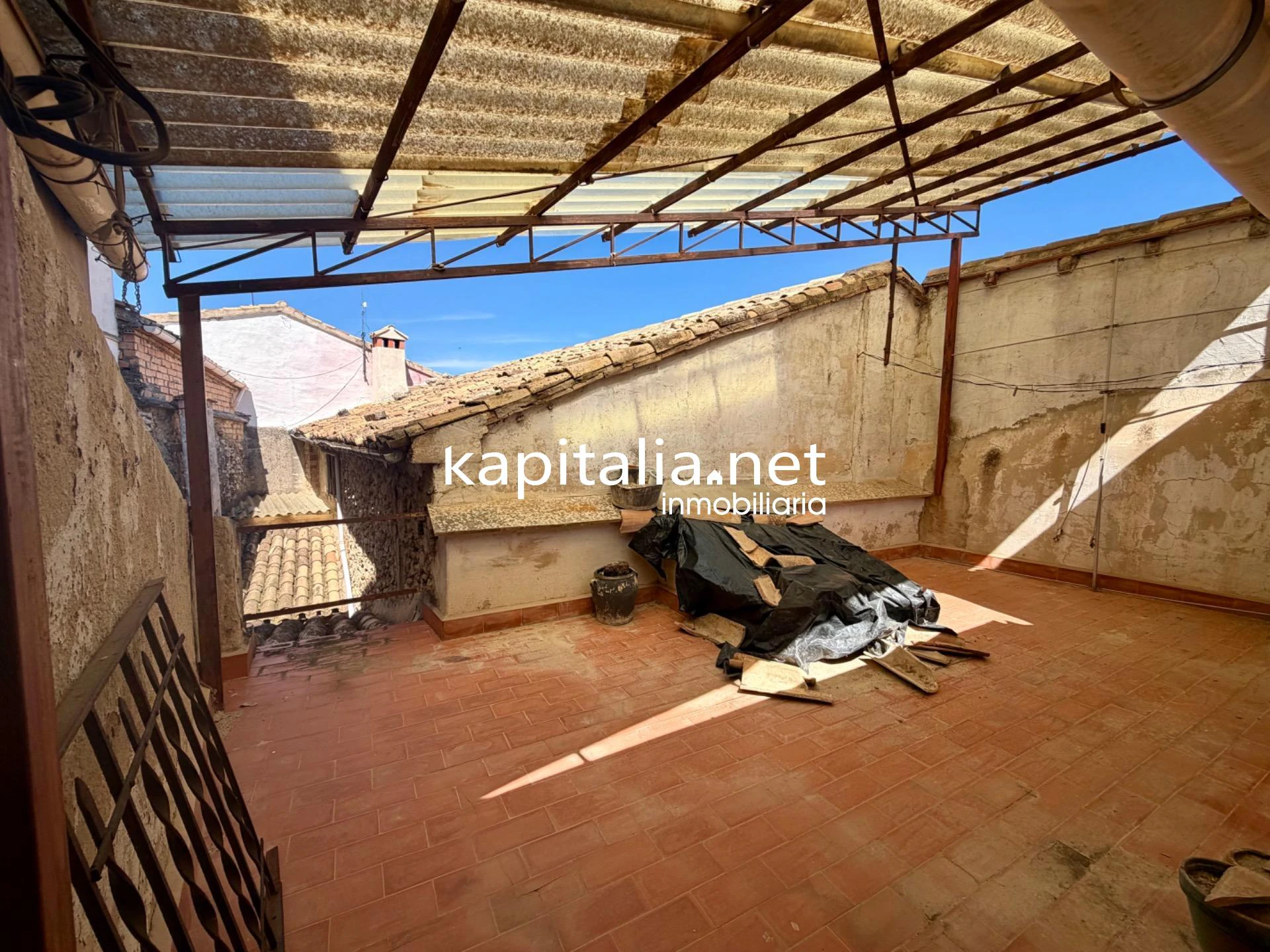Casa de pueblo en Agres Proyecto de reforma integral con tejado ya nuevo