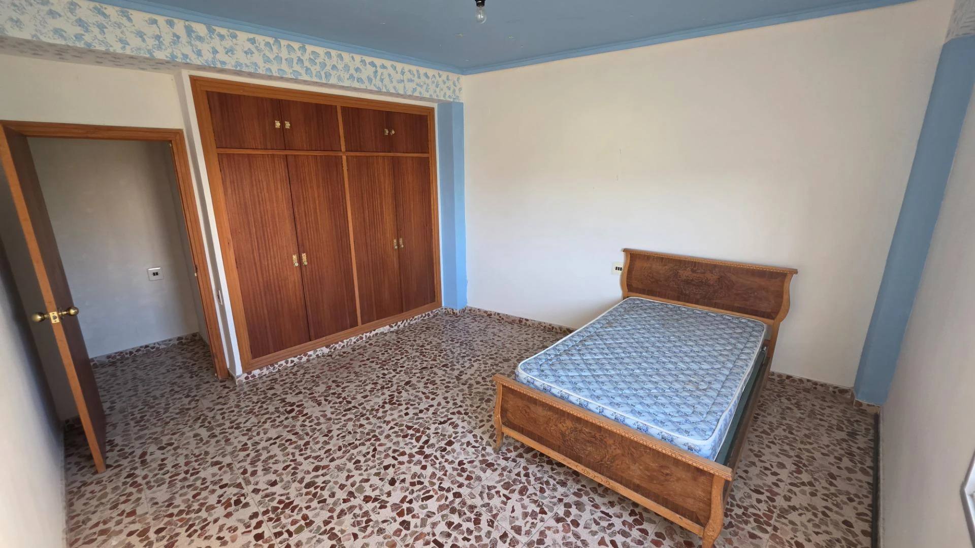 AMPLIA Y LUMINOSA VIVIENDA EN AVENIDA ALMAIG !!! EXCLUSIVA EN KAPITALIA!!!