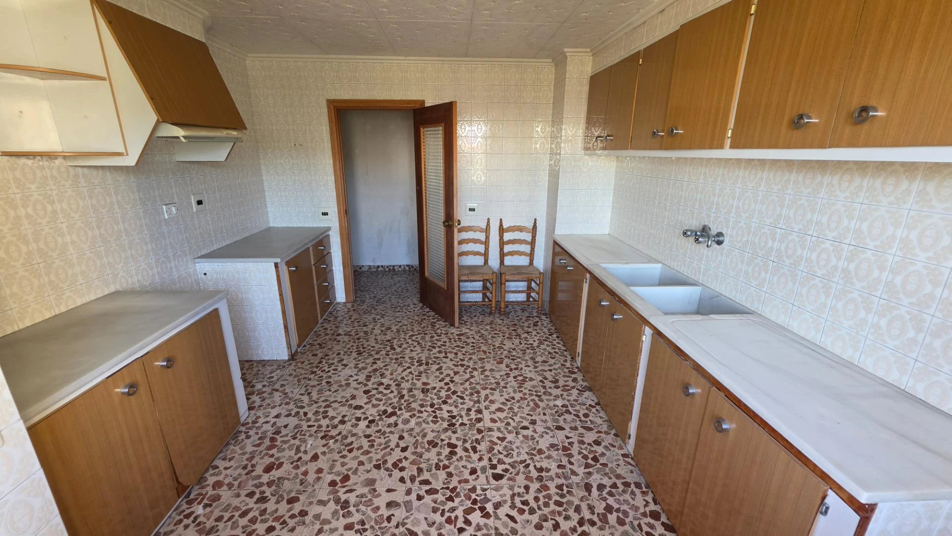 AMPLIA Y LUMINOSA VIVIENDA EN AVENIDA ALMAIG !!! EXCLUSIVA EN KAPITALIA!!!
