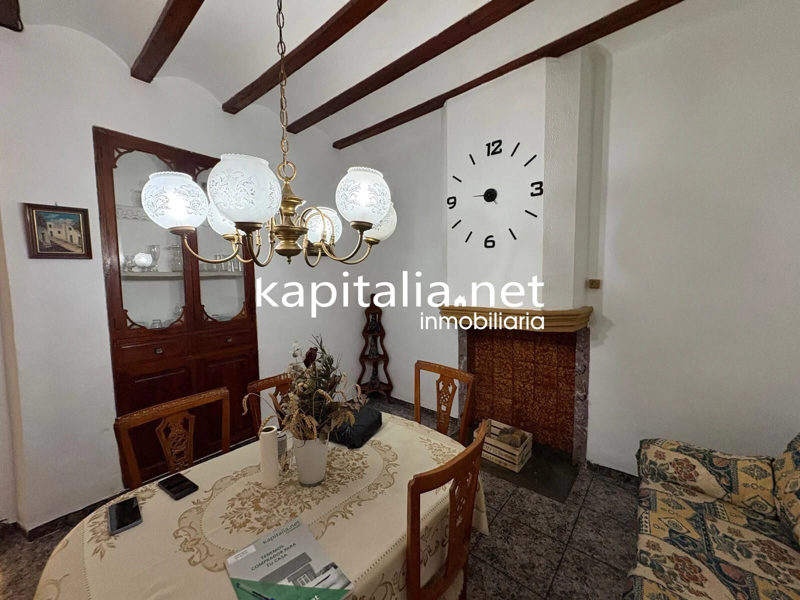 ESTUPENDA CASA A LA VENTA LISTA PARA ENTRAR A VIVIR CON GRAN PATIO Y TERRAZA EN LA LLOSA DE RANES