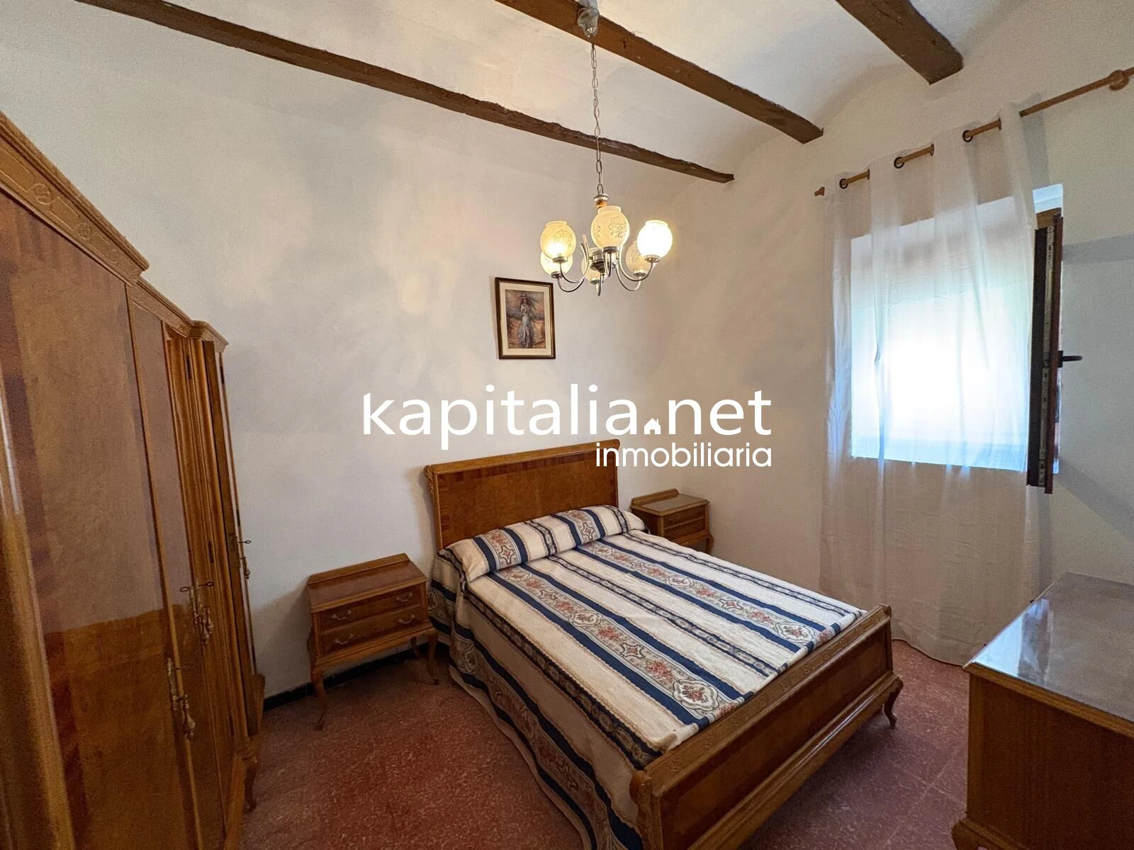 ESTUPENDA CASA A LA VENTA LISTA PARA ENTRAR A VIVIR CON GRAN PATIO Y TERRAZA EN LA LLOSA DE RANES
