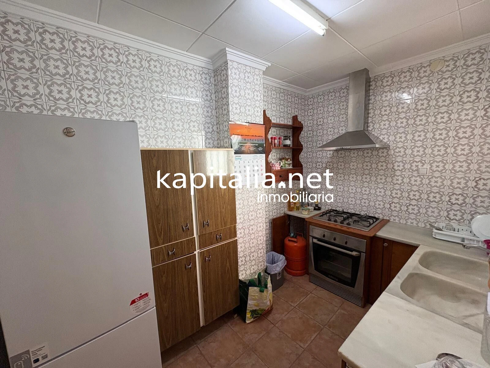ESTUPENDA CASA A LA VENTA LISTA PARA ENTRAR A VIVIR CON GRAN PATIO Y TERRAZA EN LA LLOSA DE RANES