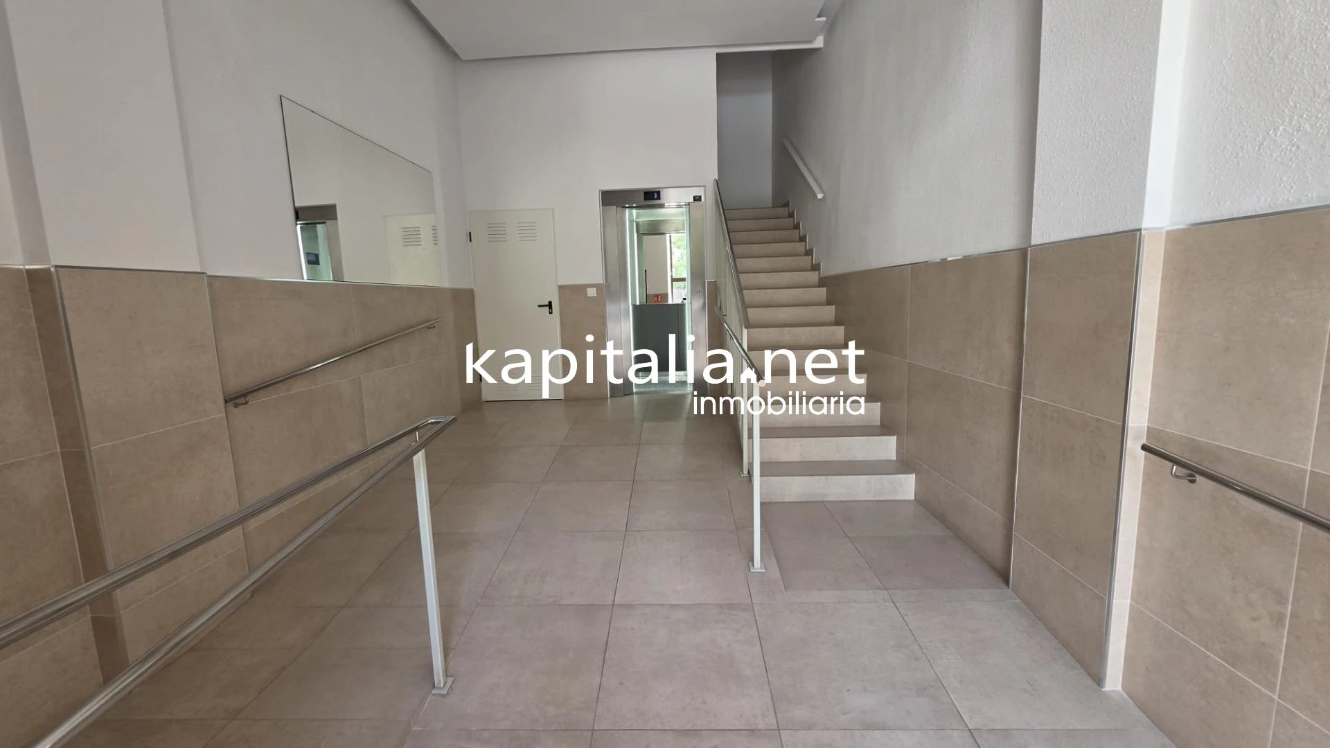 10337 - Estupendo piso a la venta en Ontinyent , zona San José