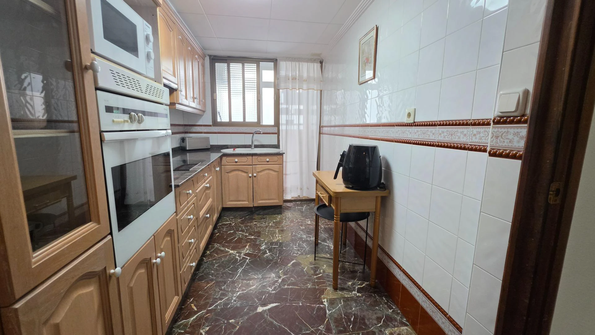 OPORTUNIDAD!!!! VIVIENDA A LA VENTA JUNTO A LA PLAZA CONCEPCIÓN!!!