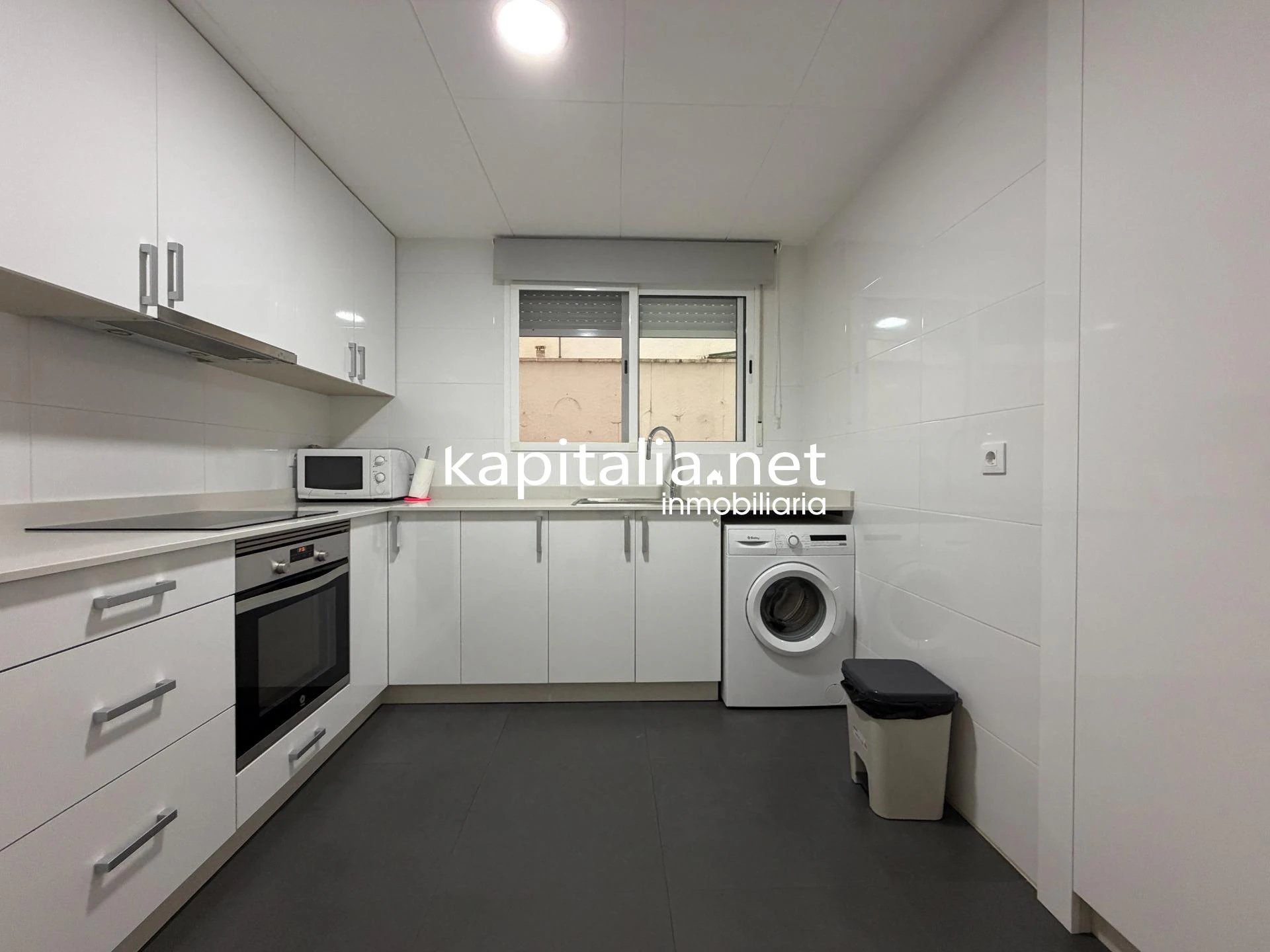 PRIMER PISO CON TERRAZA EN EXCLUSIVA EN KAPITALIA