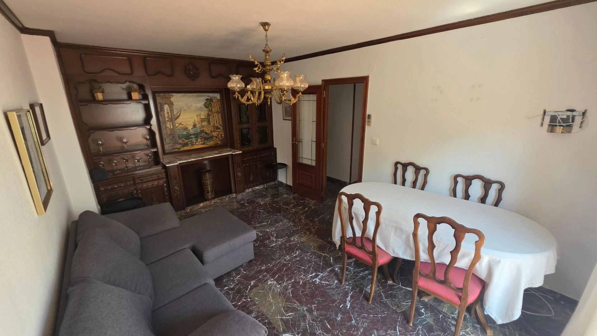 OPORTUNIDAD!!!! VIVIENDA A LA VENTA JUNTO A LA PLAZA CONCEPCIÓN!!!