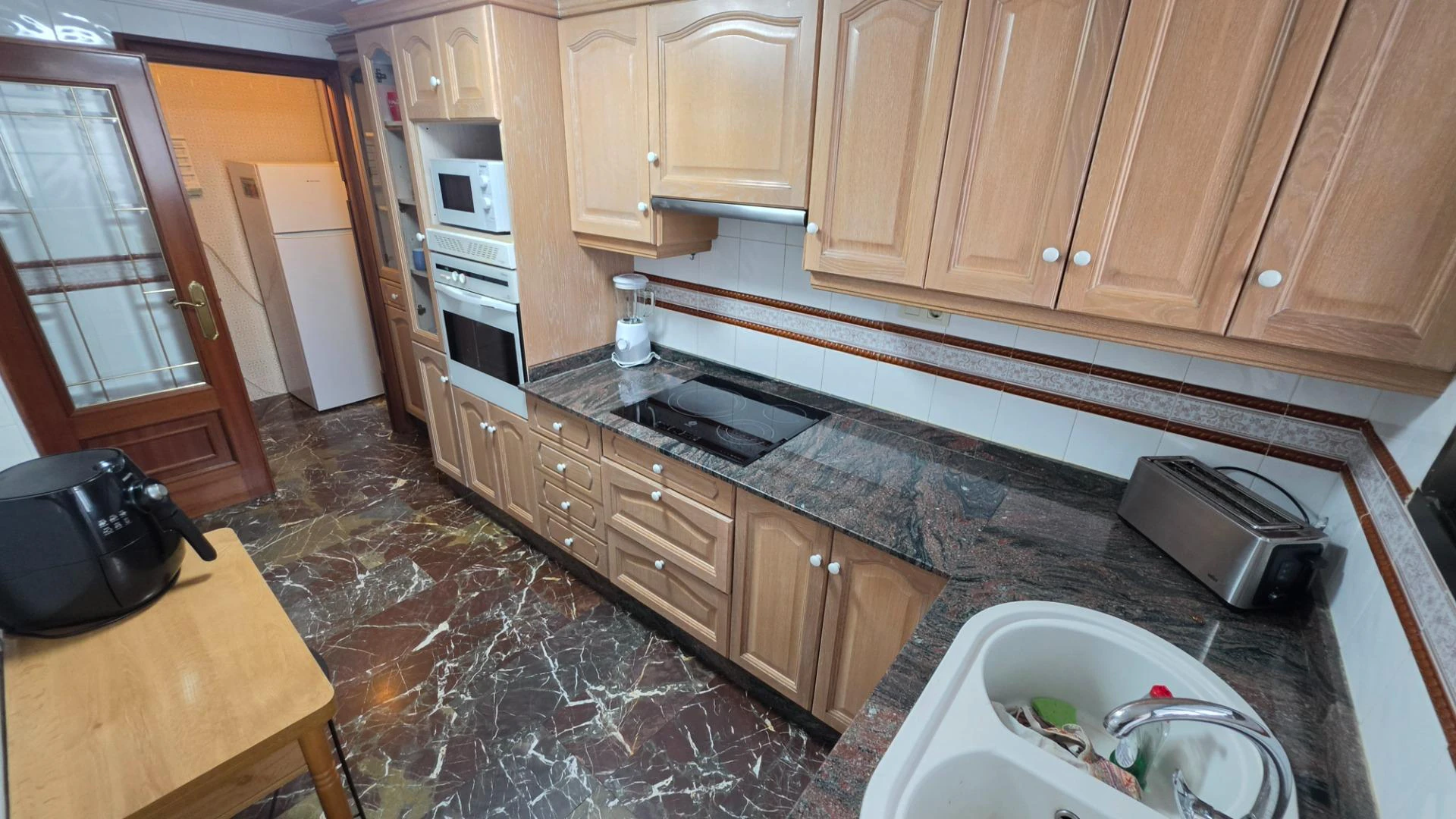 OPORTUNIDAD!!!! VIVIENDA A LA VENTA JUNTO A LA PLAZA CONCEPCIÓN!!!