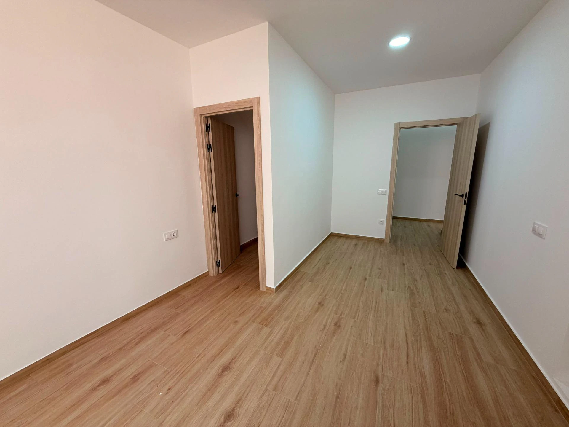 VIVIENDA SITUADA EN PLANTA BAJA, TOTALMENTE REFORMADA!!!