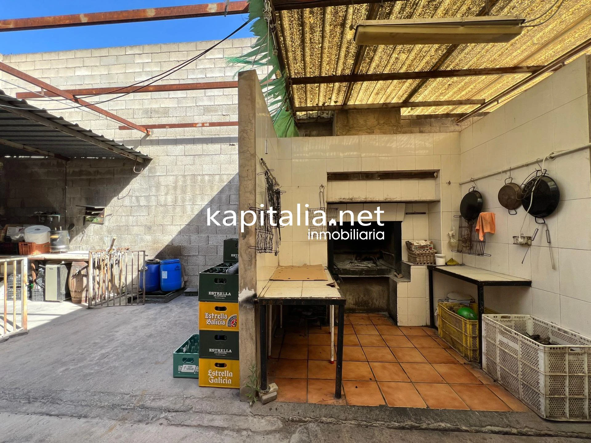Local/restaurante a la venta La Canyada.