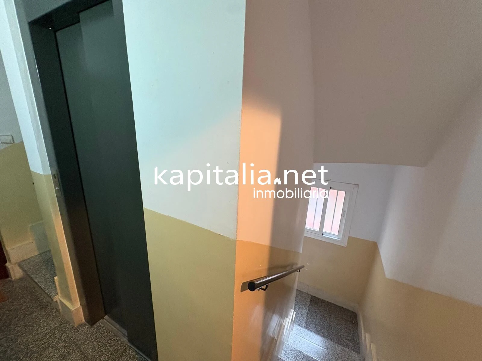 ESTUPENDO PISO COMPLETAMENTE EQUIPADO A LA VENTA EN LA LLOSA DE RANES