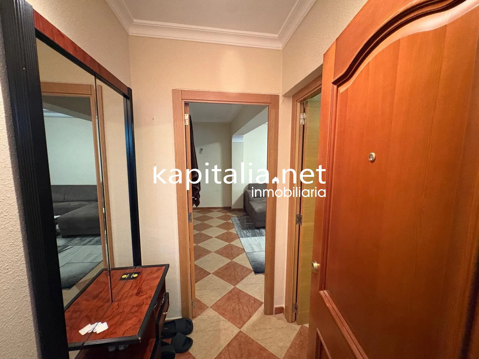 ESTUPENDO PISO COMPLETAMENTE EQUIPADO A LA VENTA EN LA LLOSA DE RANES