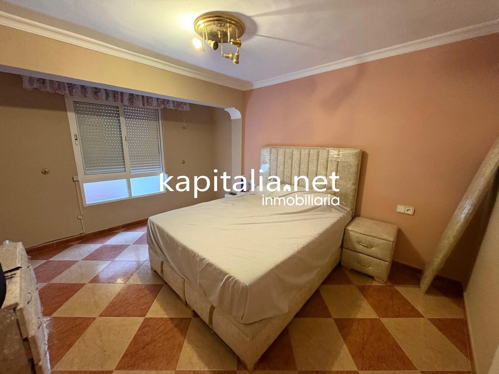 ESTUPENDO PISO COMPLETAMENTE EQUIPADO A LA VENTA EN LA LLOSA DE RANES
