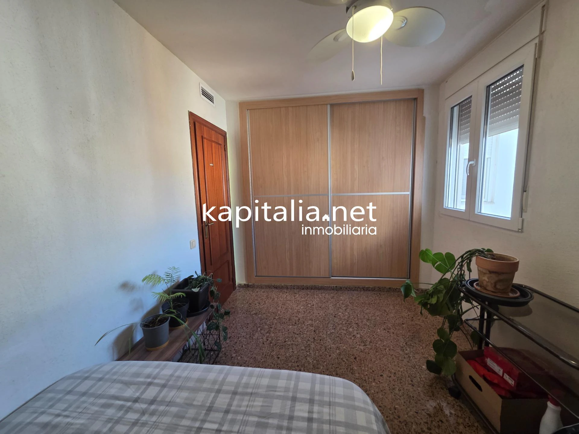 Piso Dúplex Reformado con Terraza Propia a la venta en Ontinyent