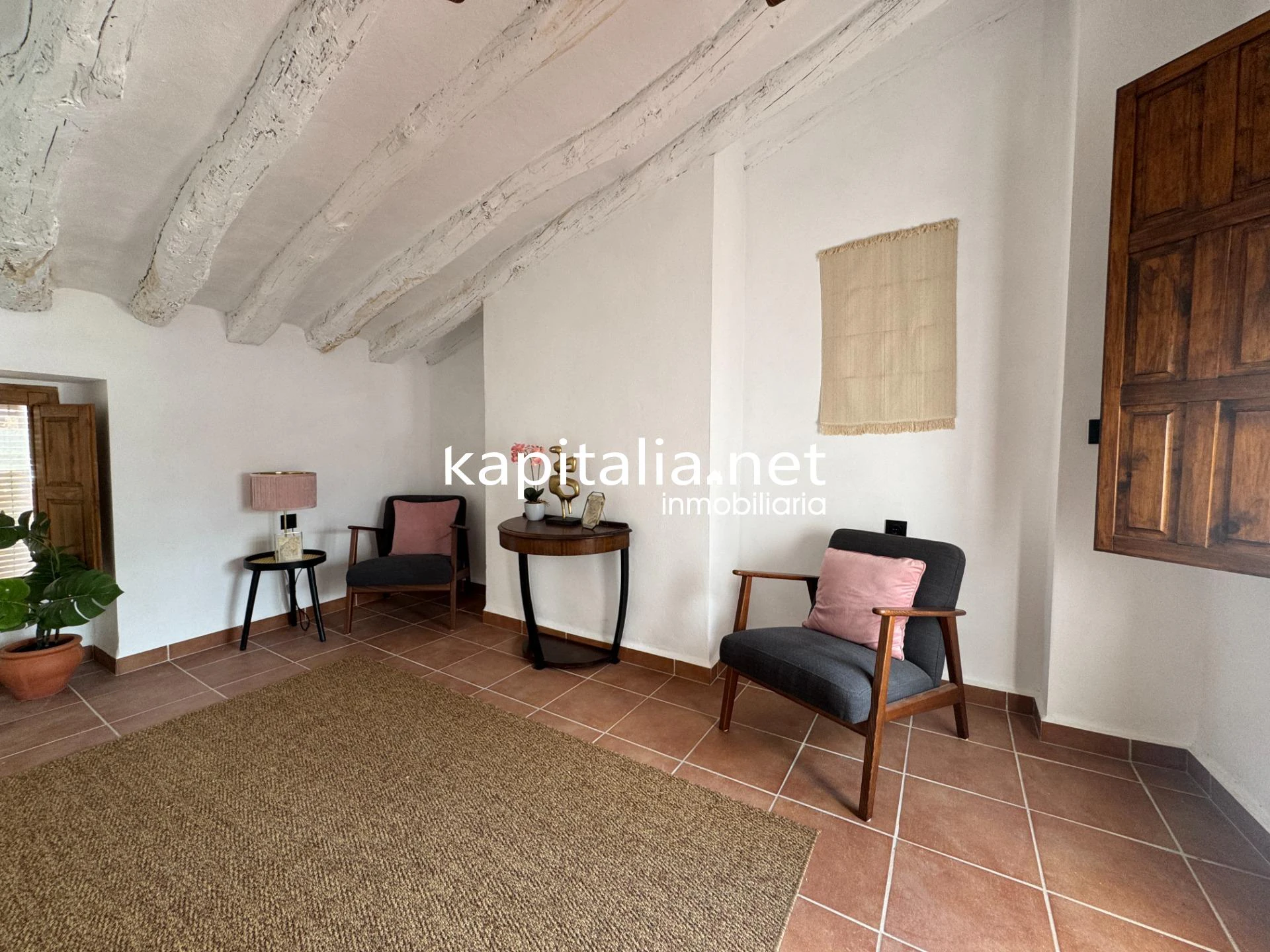 Casa de tres plantas a la venta en Ontinyent