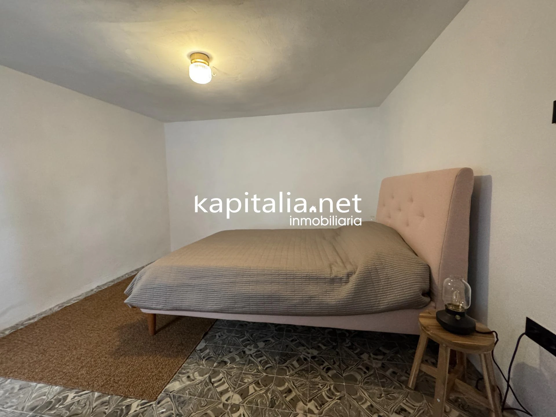 Casa de tres plantas a la venta en Ontinyent