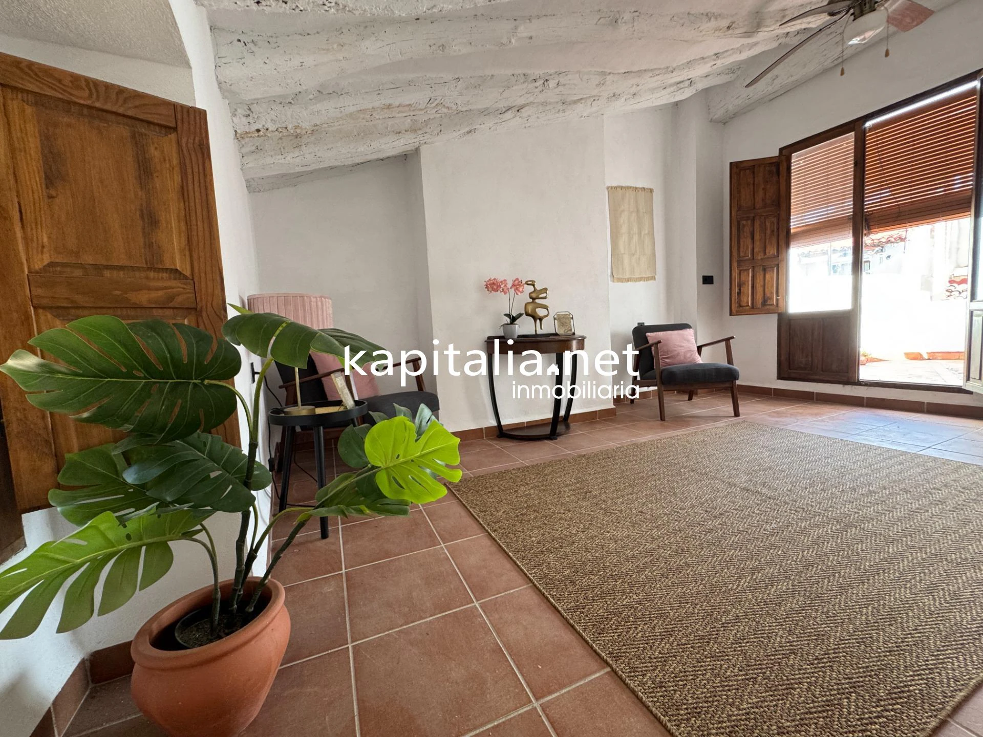 Casa de tres plantas a la venta en Ontinyent