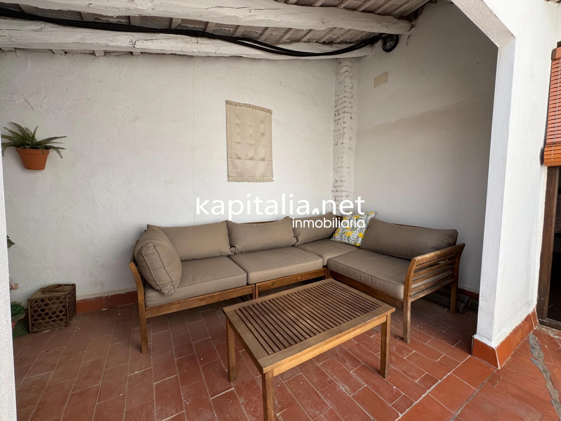 Casa de tres plantas a la venta en Ontinyent