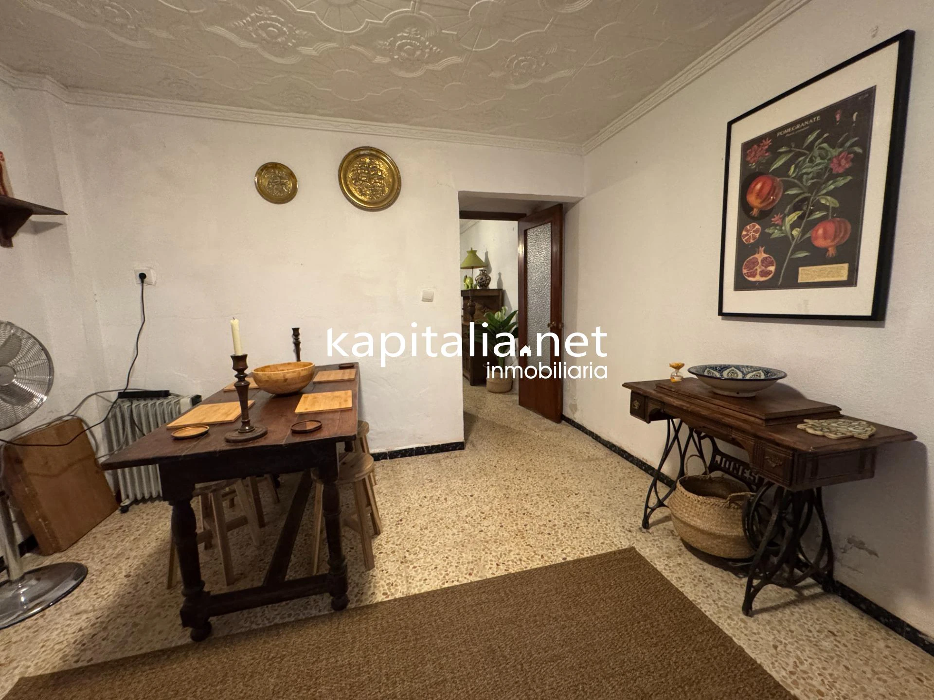 Casa de tres plantas a la venta en Ontinyent